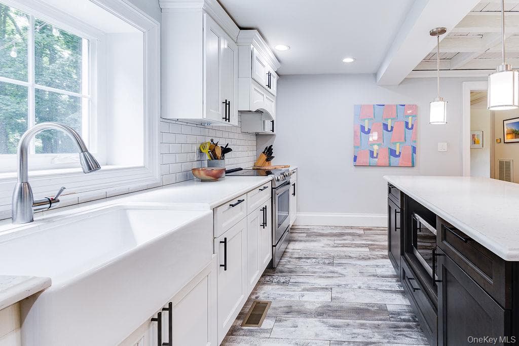 592 Landing Avenue thumbnail 27