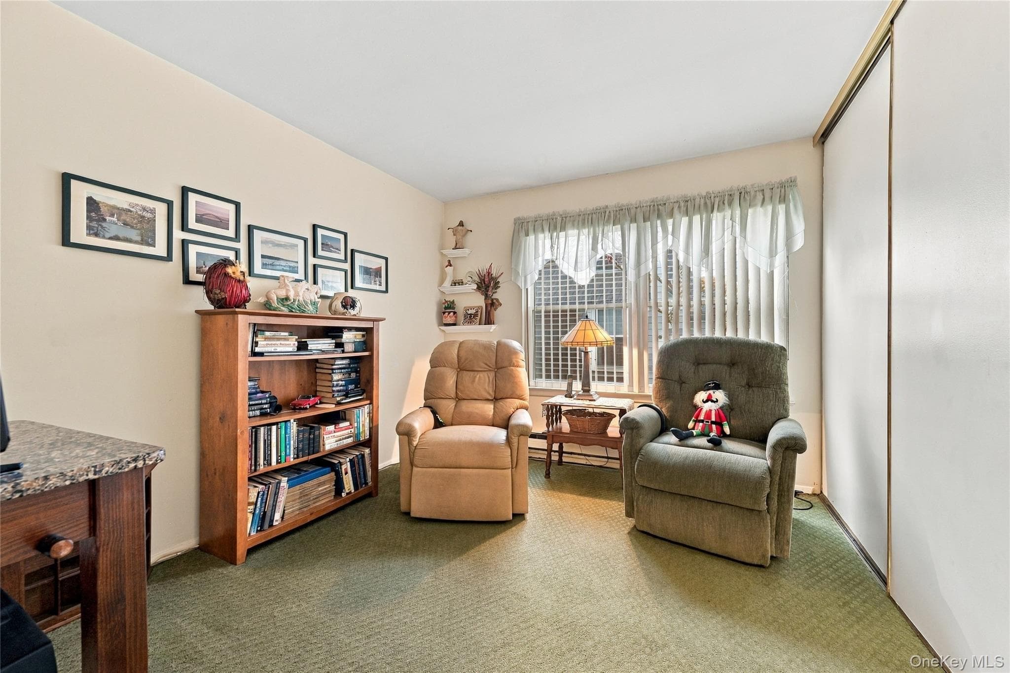 473 Stratford Lane thumbnail 19