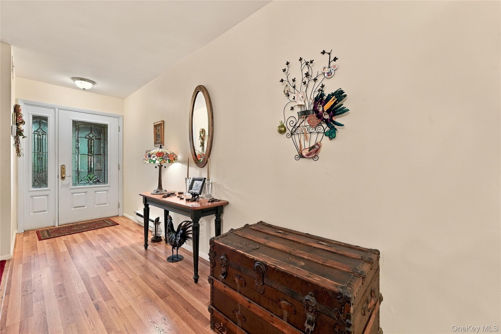 473 Stratford Lane thumbnail 3