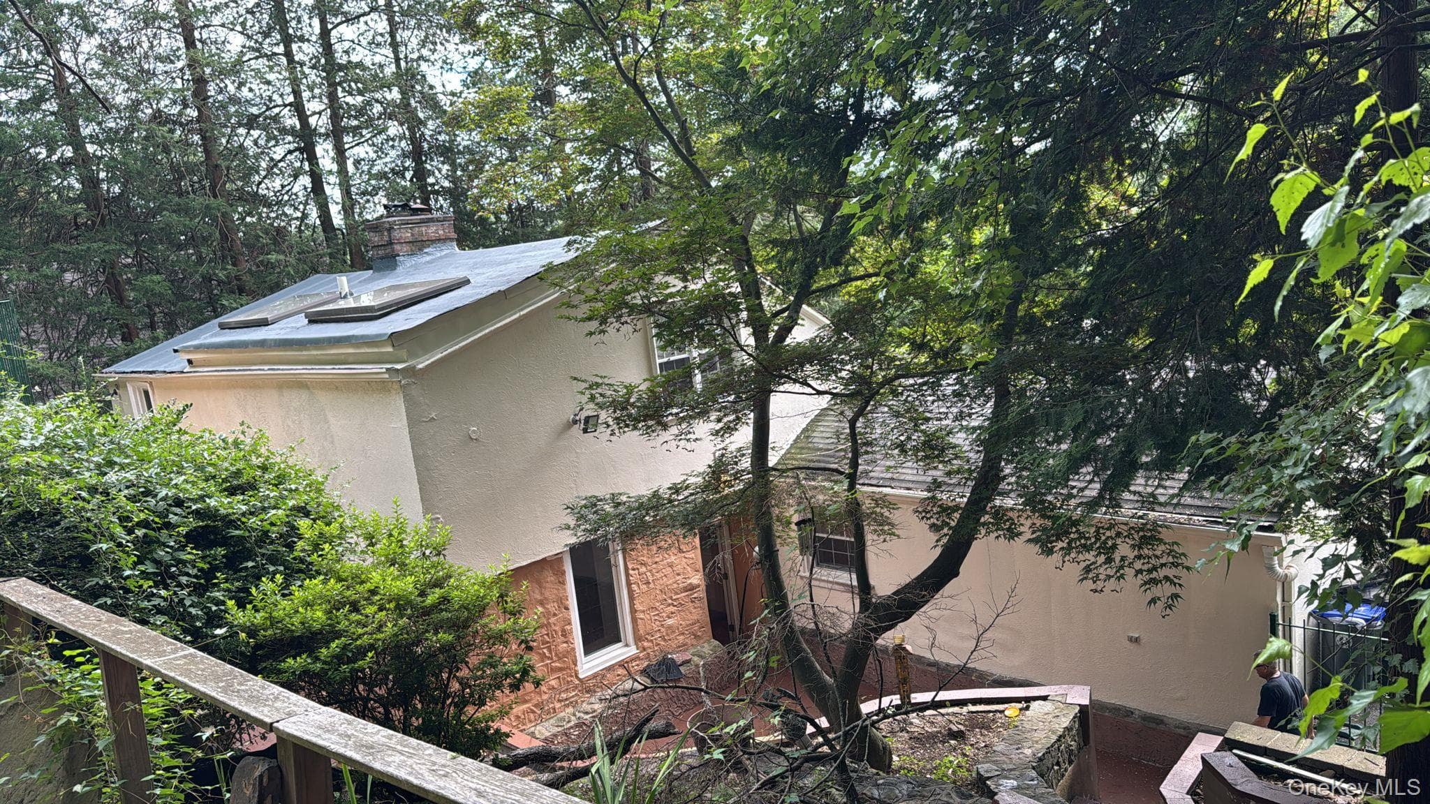 445 W Hartsdale Avenue thumbnail 14