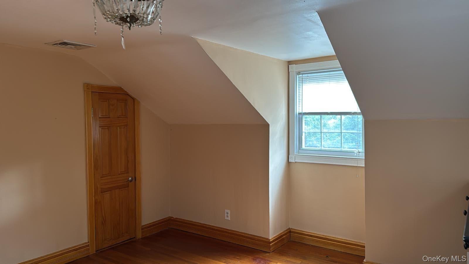 445 W Hartsdale Avenue thumbnail 47