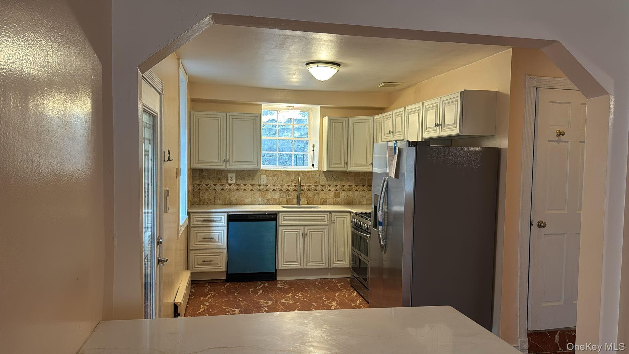 445 W Hartsdale Avenue thumbnail 27