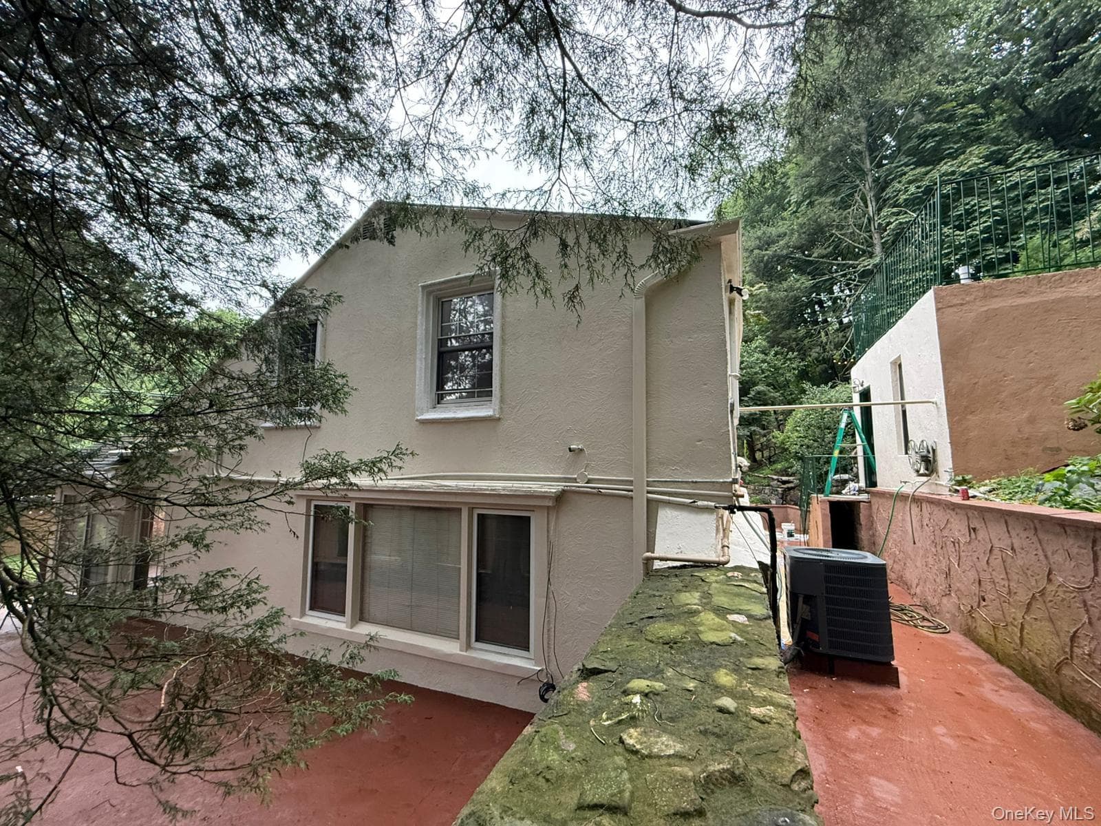 445 W Hartsdale Avenue thumbnail 8