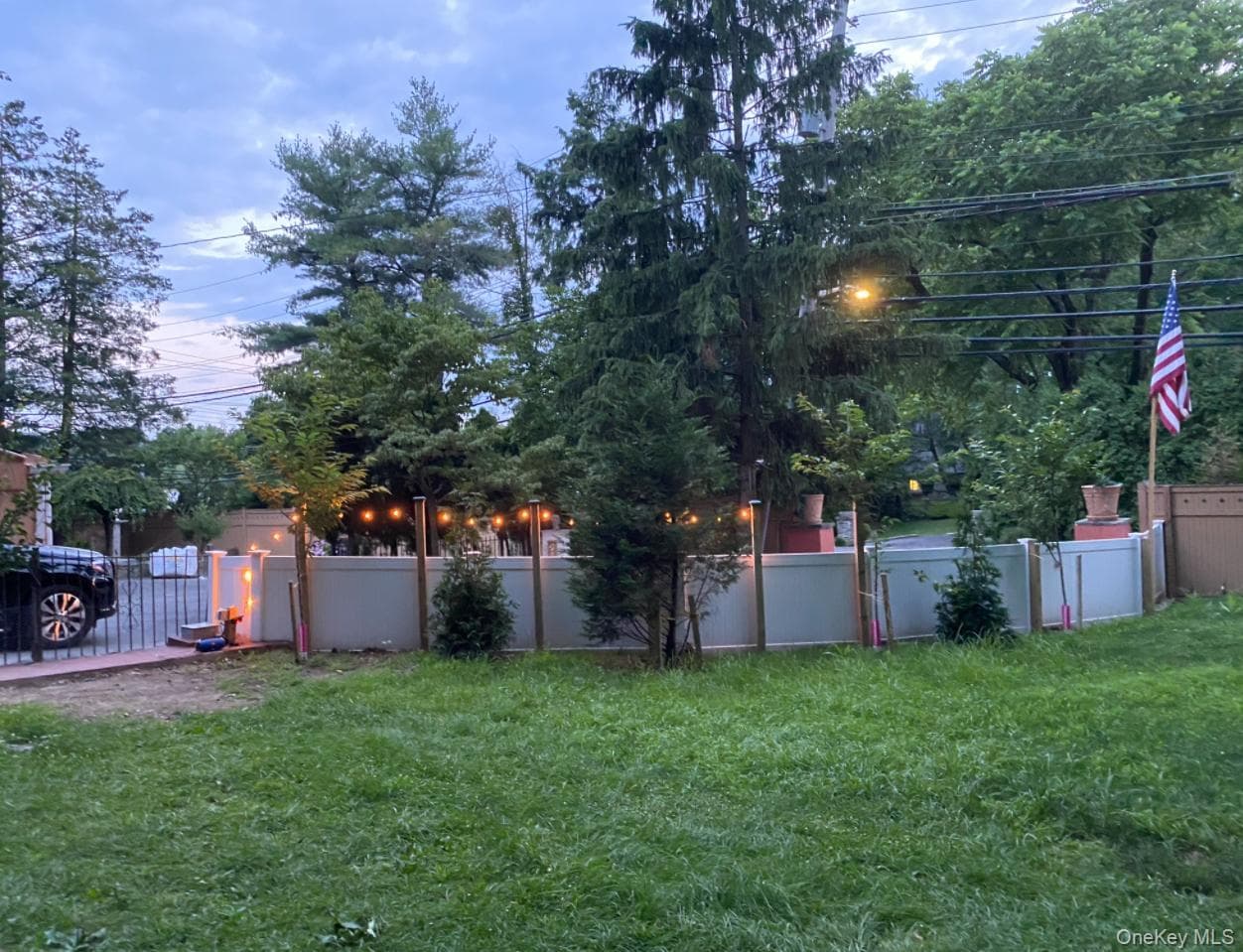 445 W Hartsdale Avenue thumbnail 18