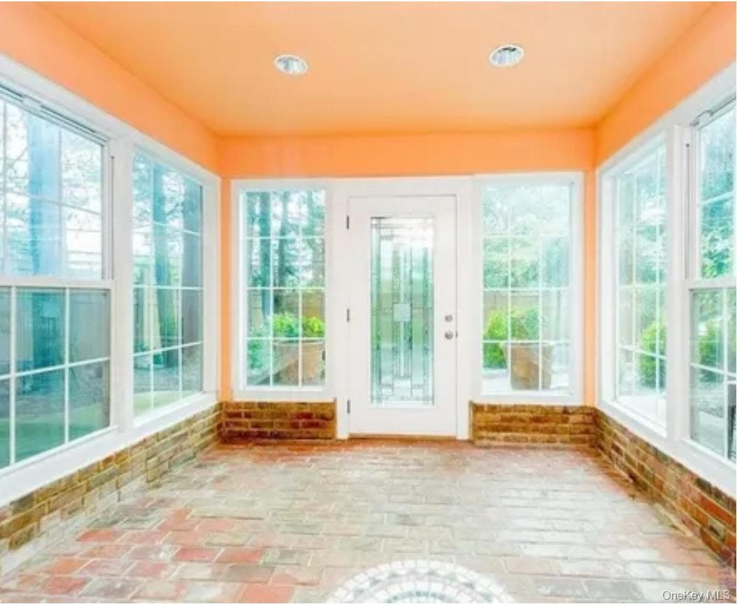 445 W Hartsdale Avenue thumbnail 20