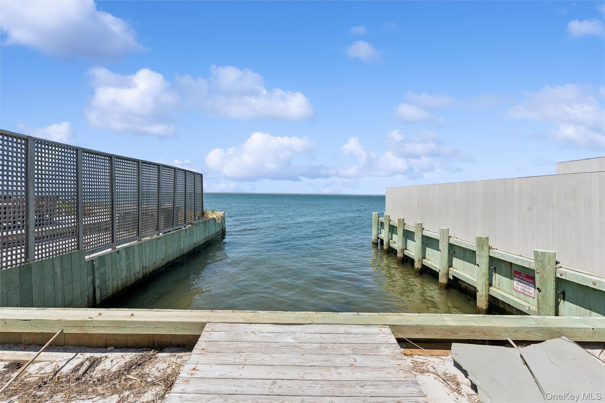 287 Bay Walk thumbnail 31