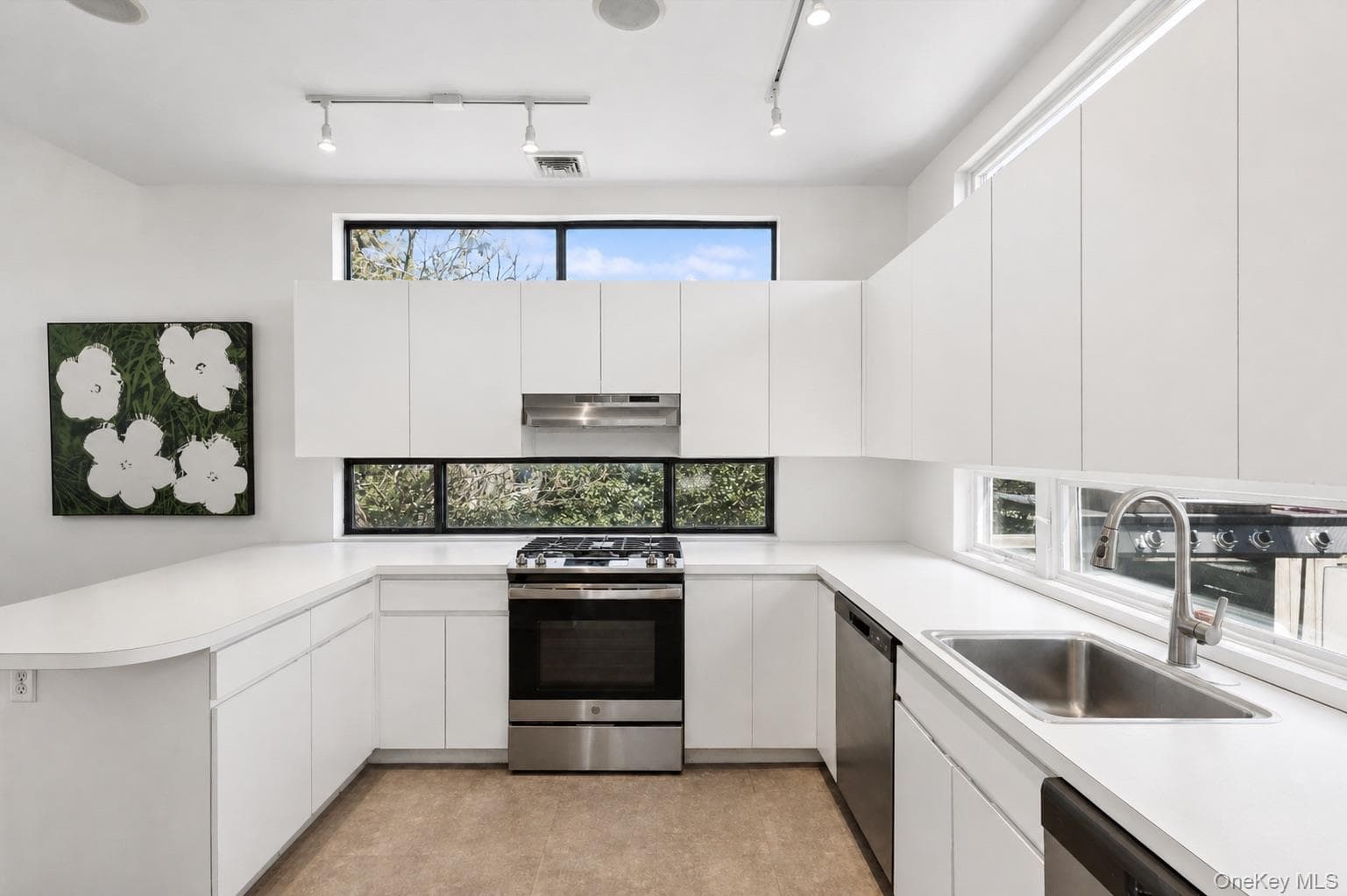 287 Bay Walk thumbnail 6