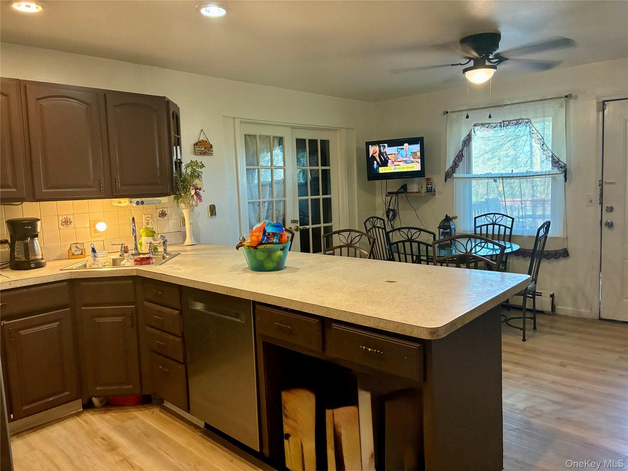 130 Scotland Hill Road thumbnail 25