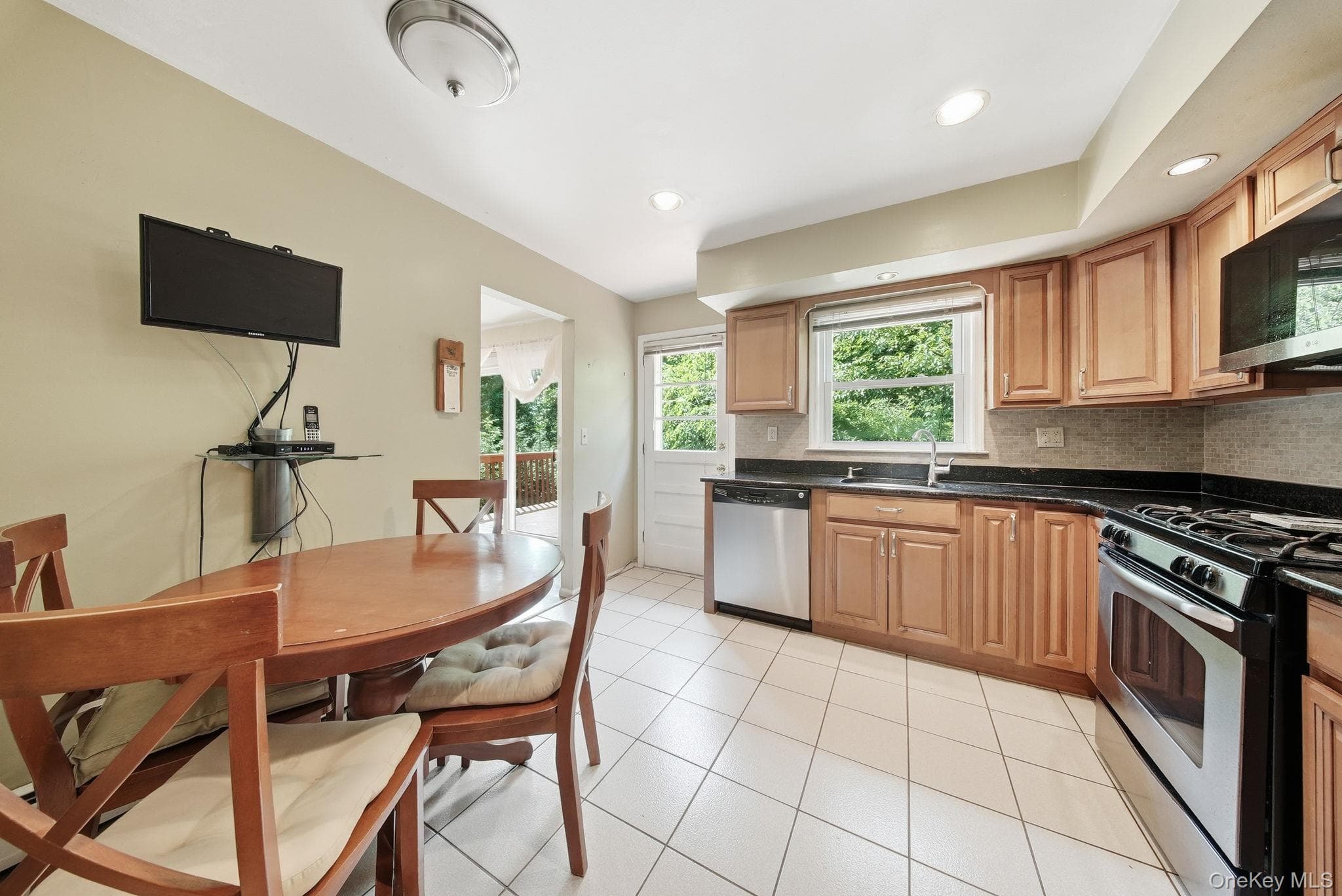 177 New Hempstead Road thumbnail 15
