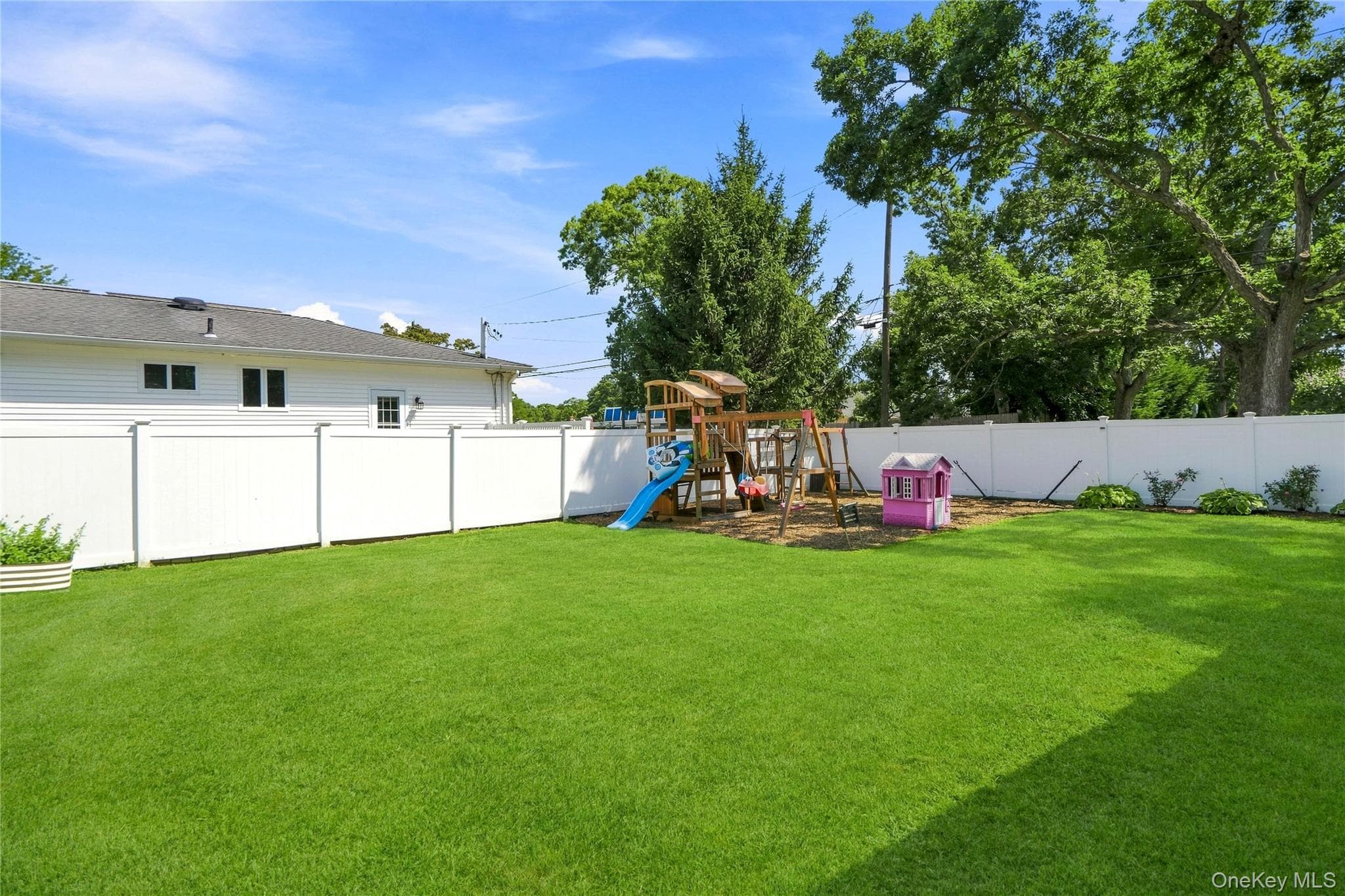 91 Spruce Avenue thumbnail 22