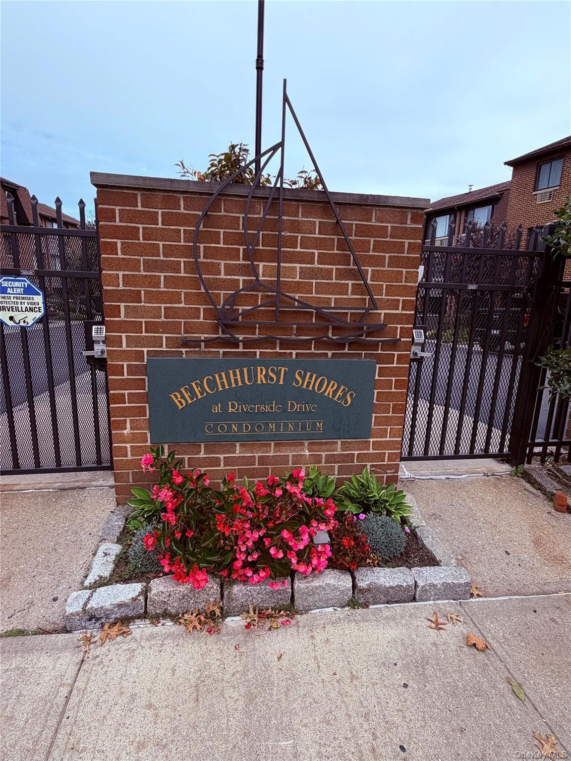 15419 Riverside Drive Unit: 24B thumbnail 31