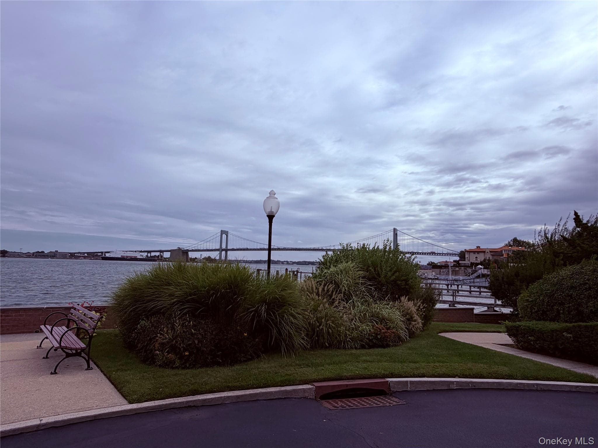 15419 Riverside Drive Unit: 24B thumbnail 4
