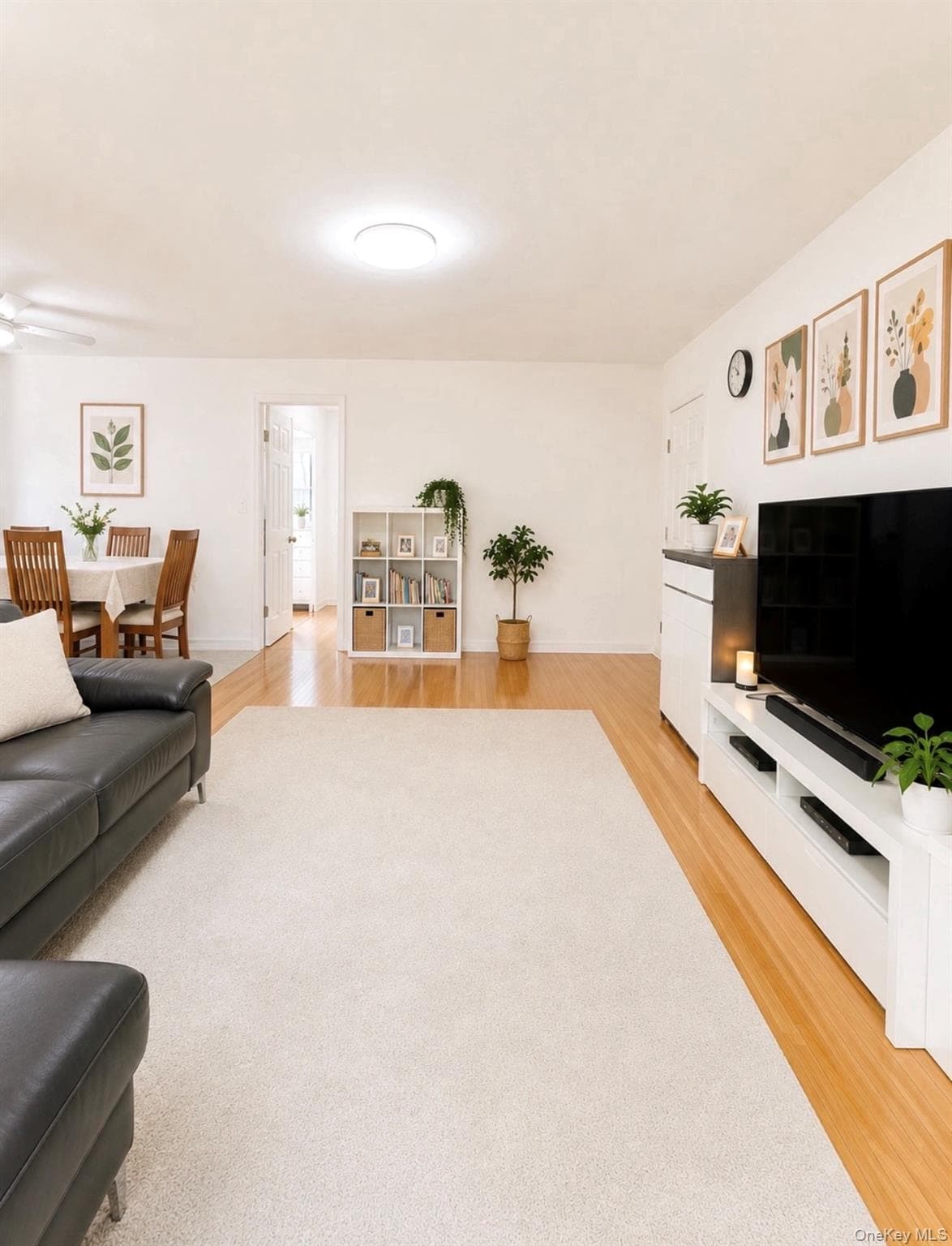 15229 Jewel Avenue Unit: A thumbnail 2