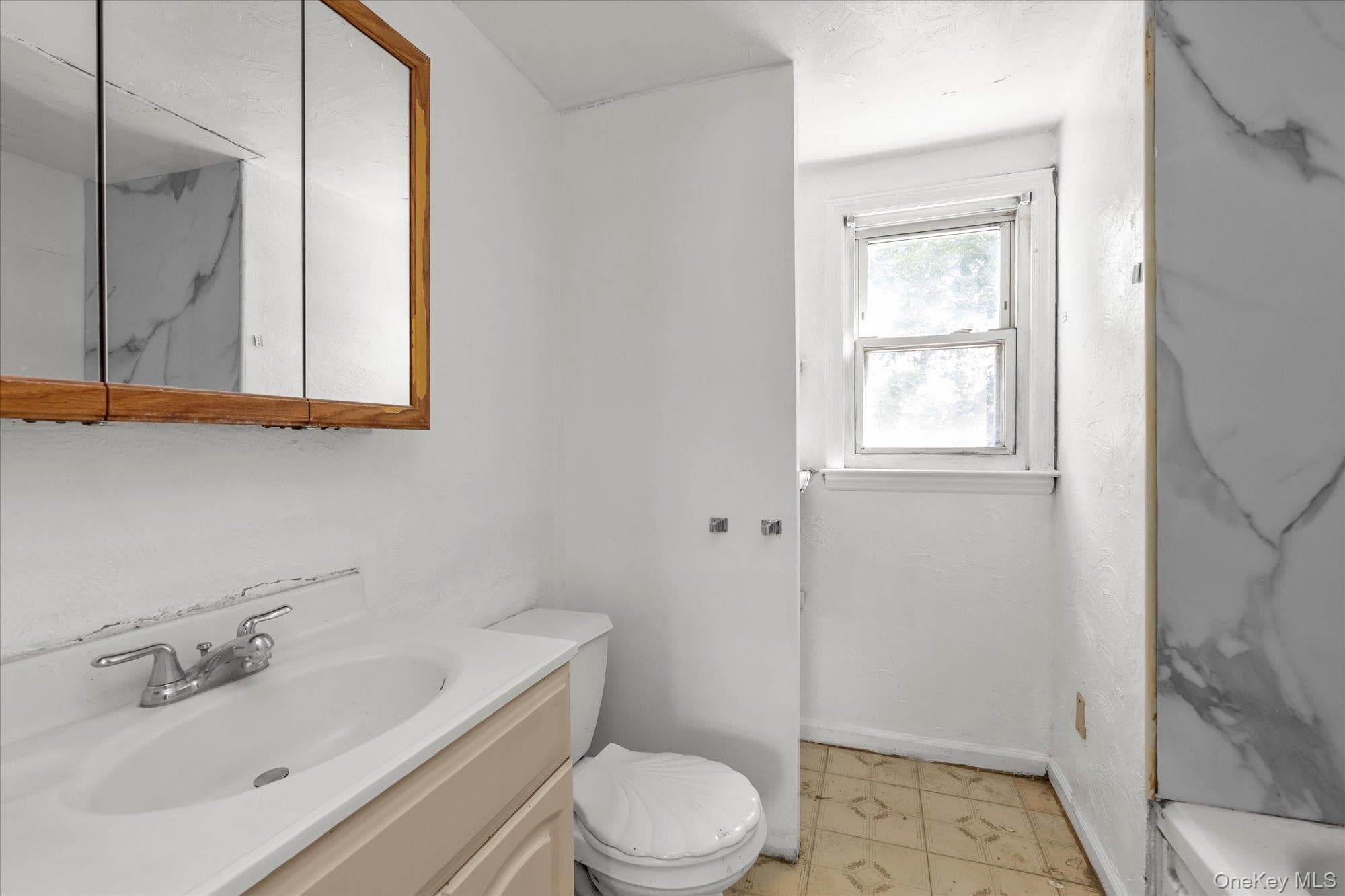 464 Stratford Road thumbnail 20