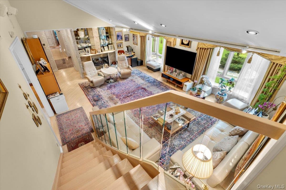 15 Hillcrest Drive thumbnail 17