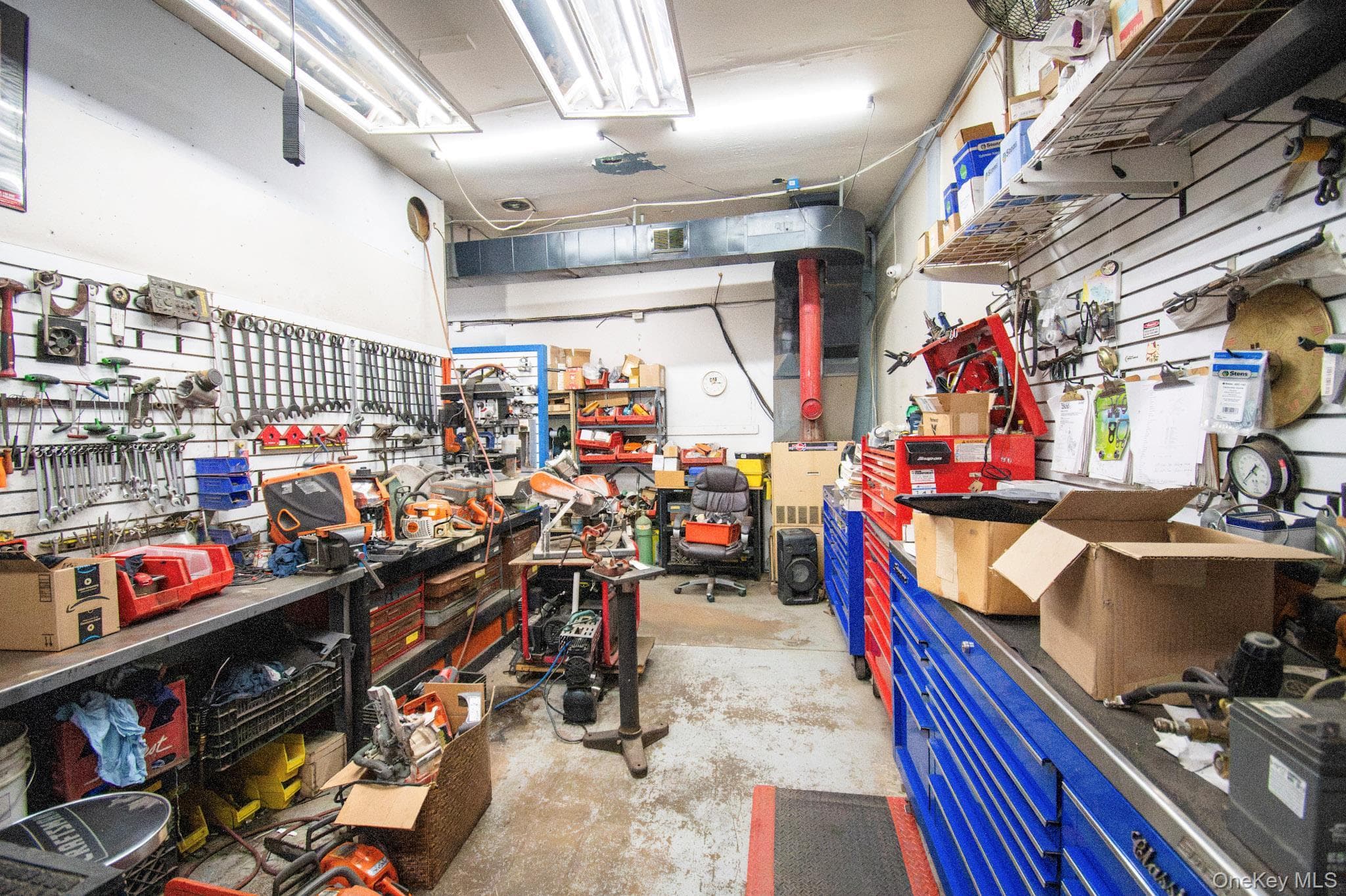 500 - 514 Merrick Road thumbnail 43