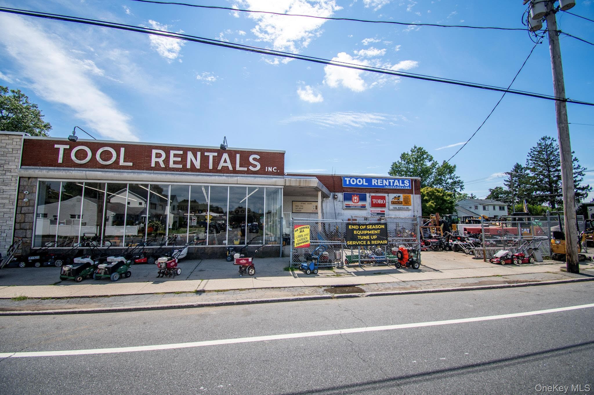 500 - 514 Merrick Road thumbnail 28