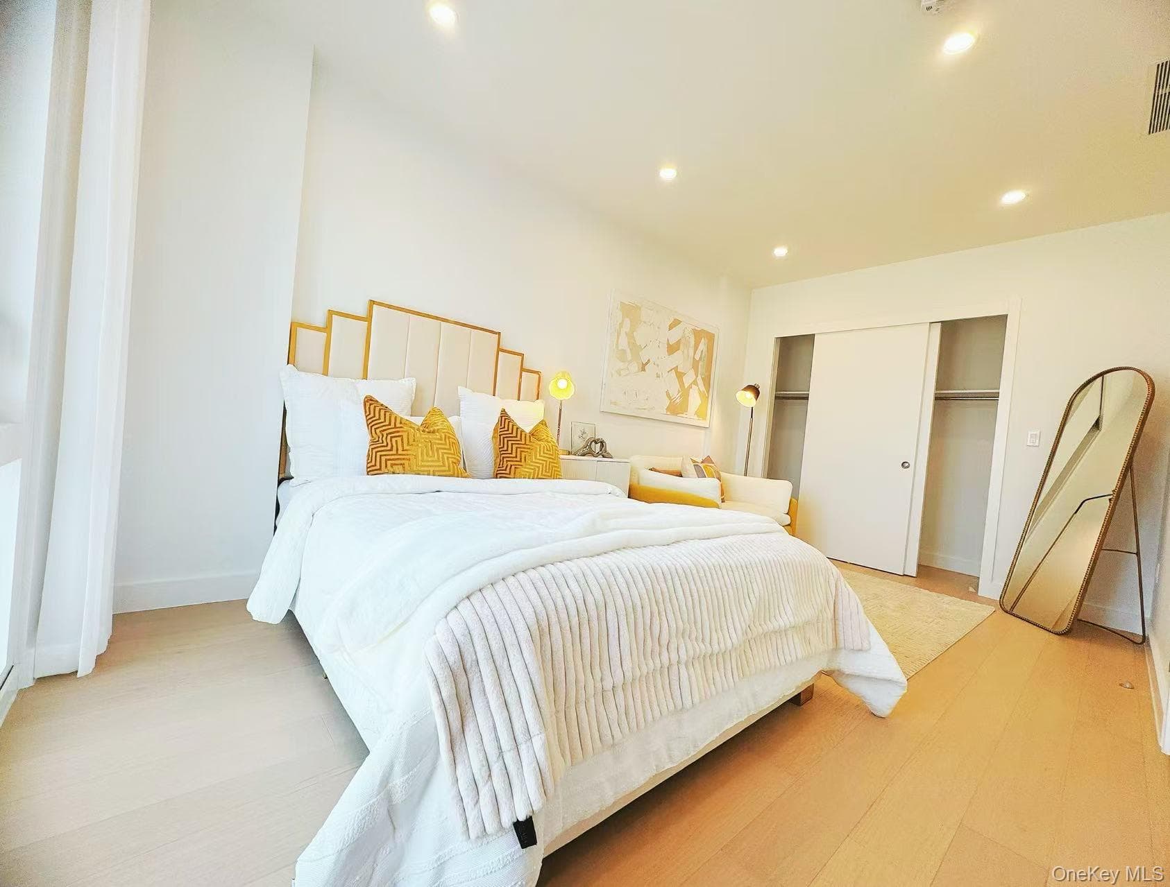 150-02 Northern Boulevard Unit: 4K thumbnail 5