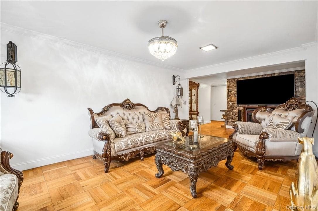 2835 Webb Avenue Unit: 6C thumbnail 8