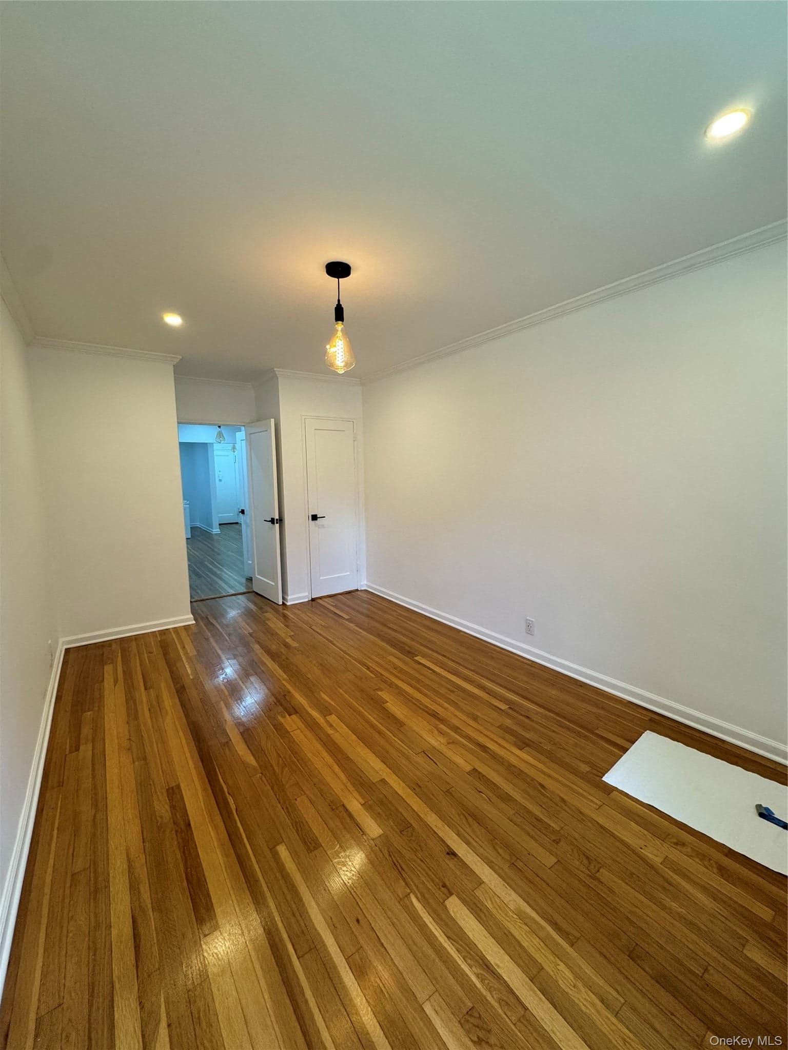 137 Smith St Unit: A4 thumbnail 3
