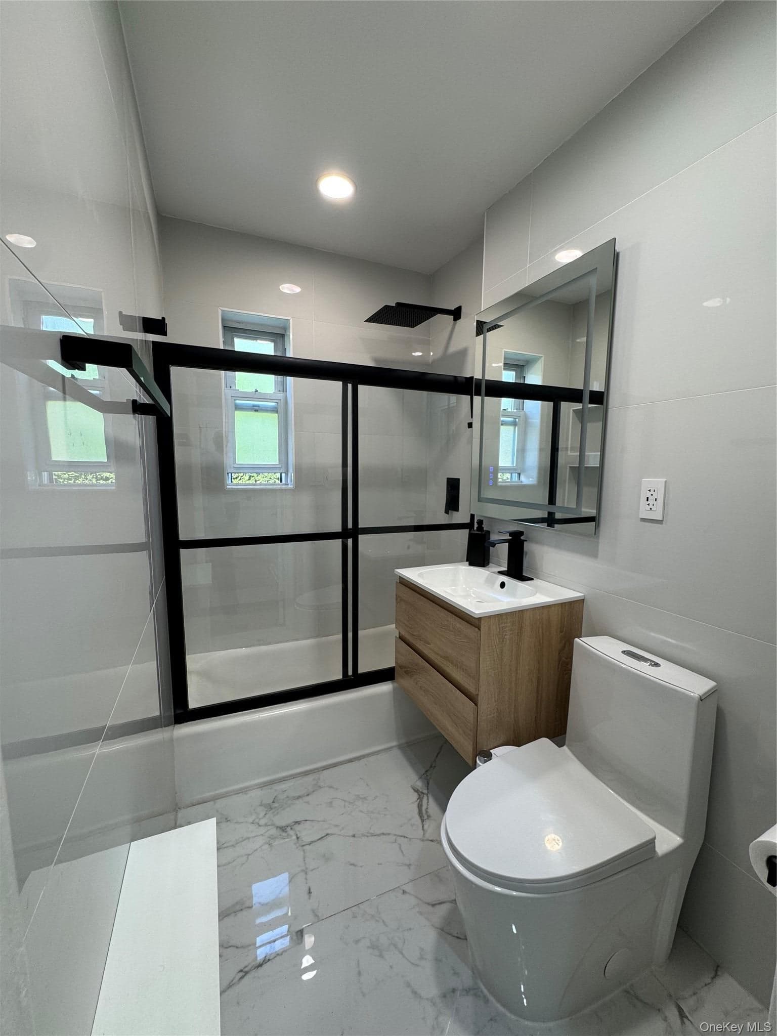 137 Smith St Unit: A4 thumbnail 14