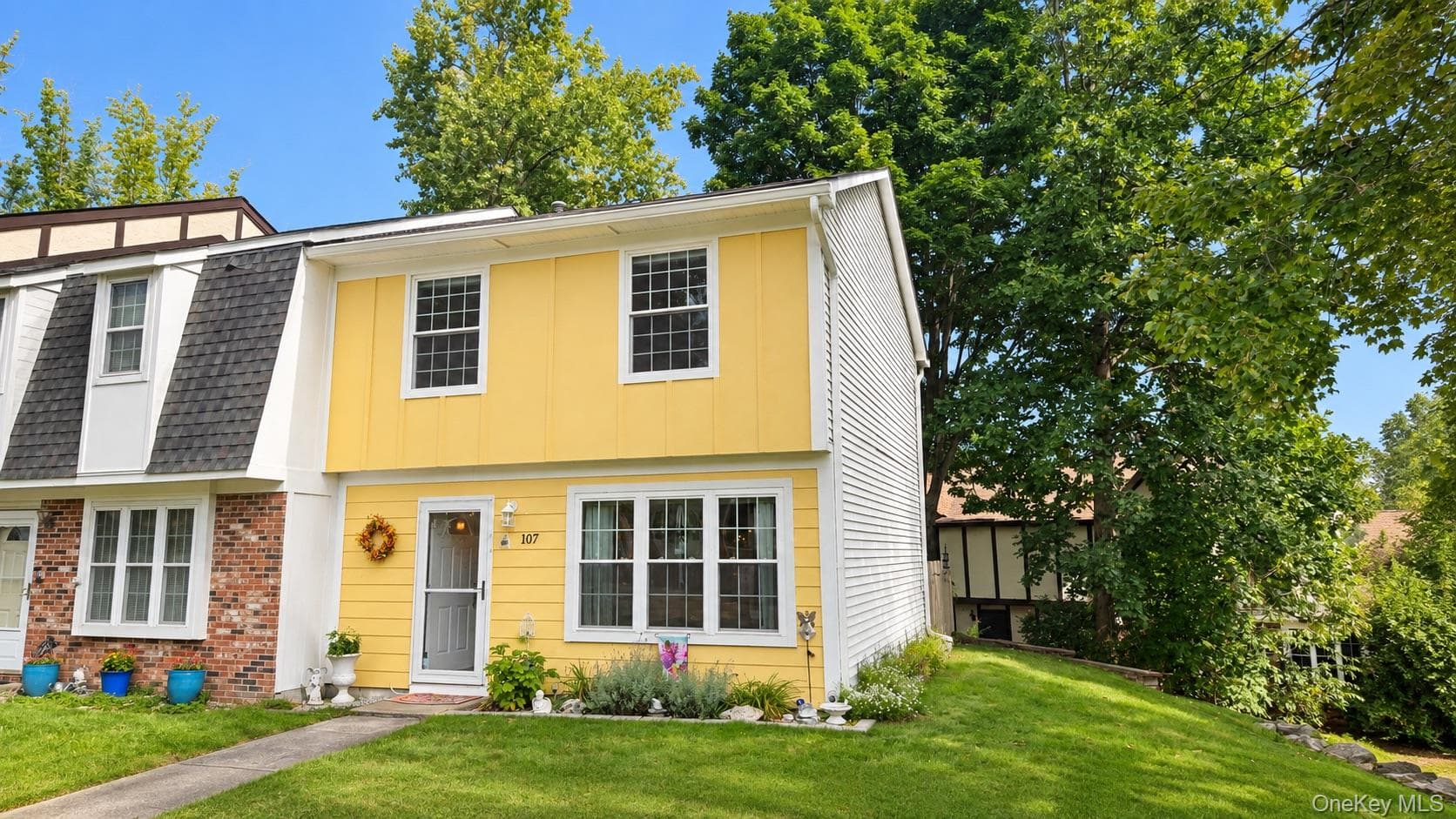 107 Vista Drive, Highland
