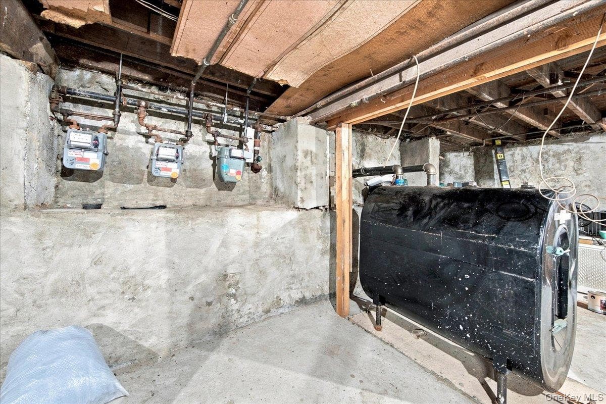 356 Riverdale Avenue Unit: 1 thumbnail 26
