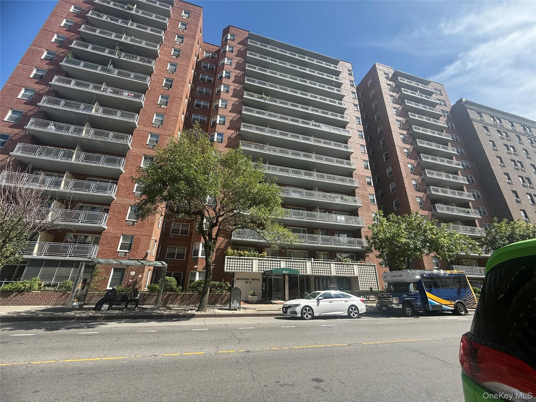 89-15 Parsons Boulevard Unit: 8C, Jamaica