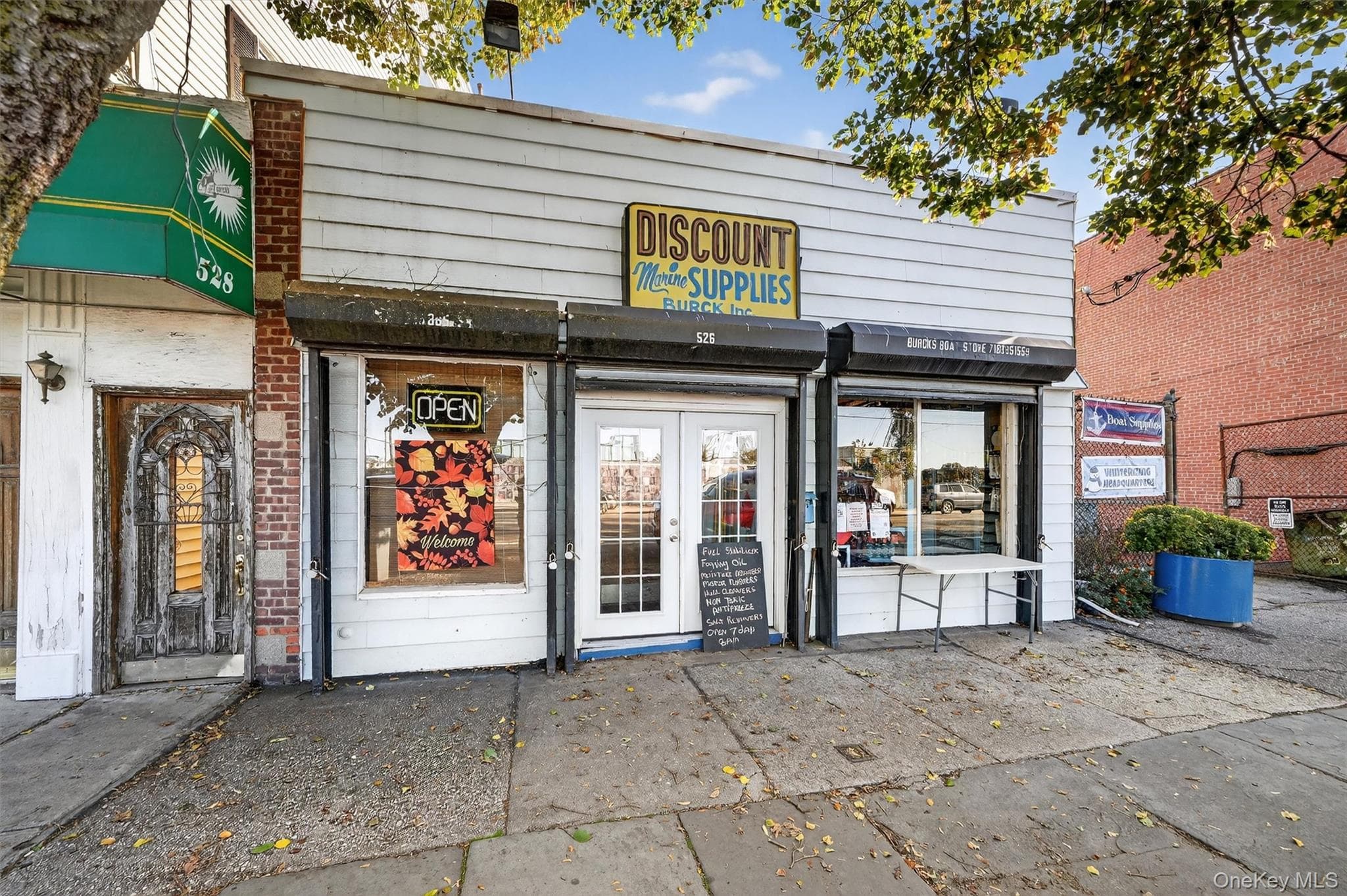 526 City Island Avenue thumbnail 3