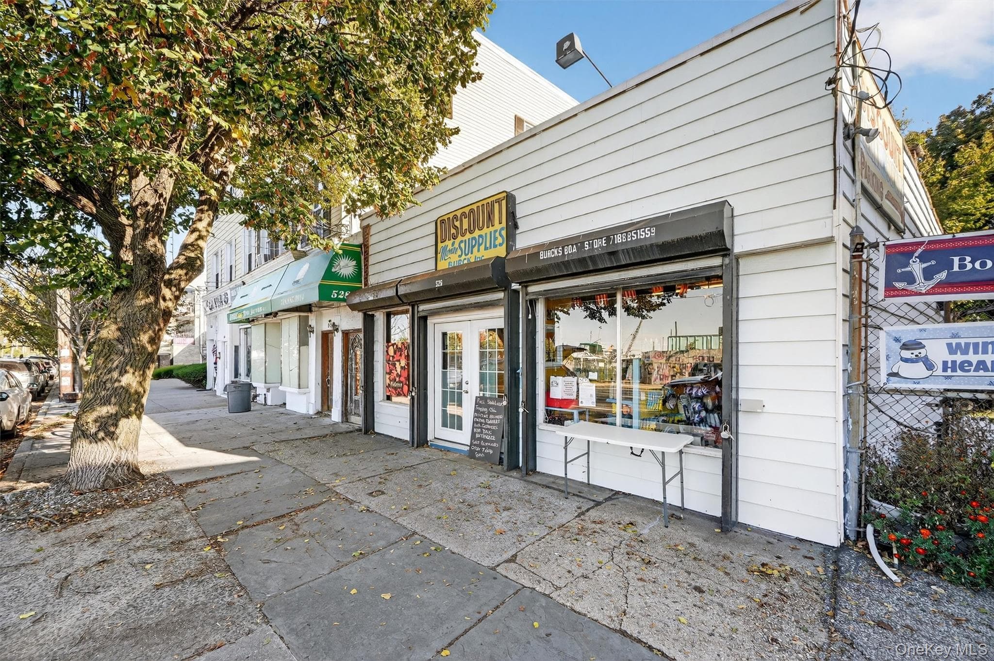 526 City Island Avenue thumbnail 2