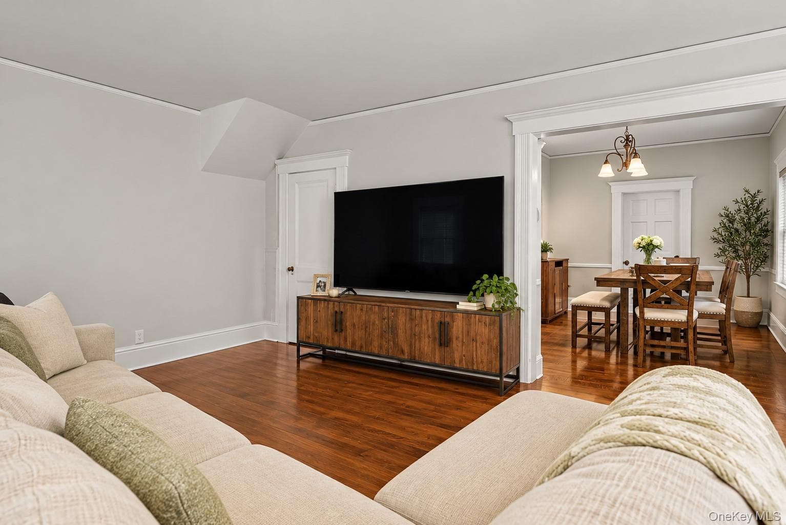 4 Tremont St ST thumbnail 8