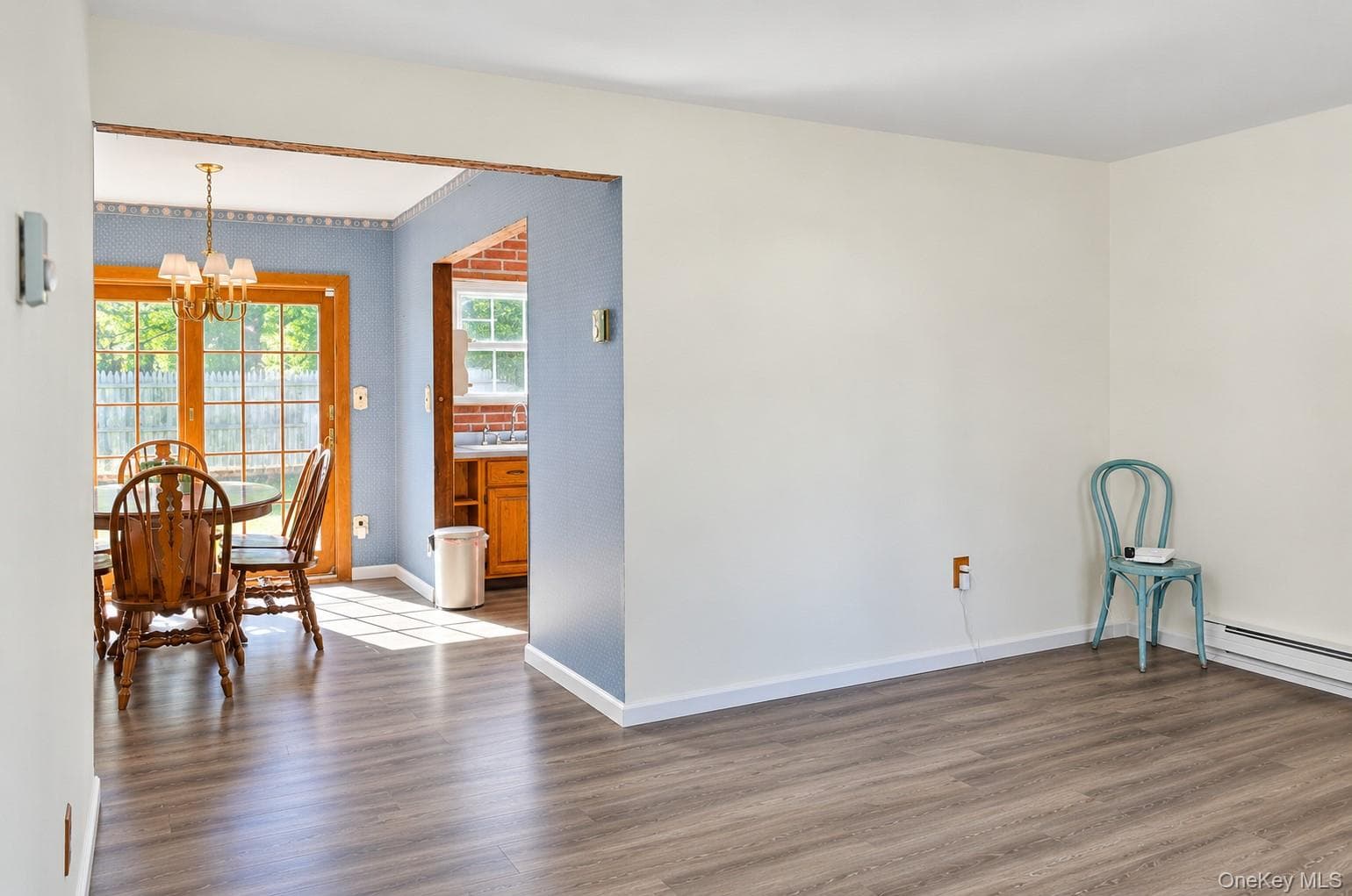 126 Dahlia Drive thumbnail 9