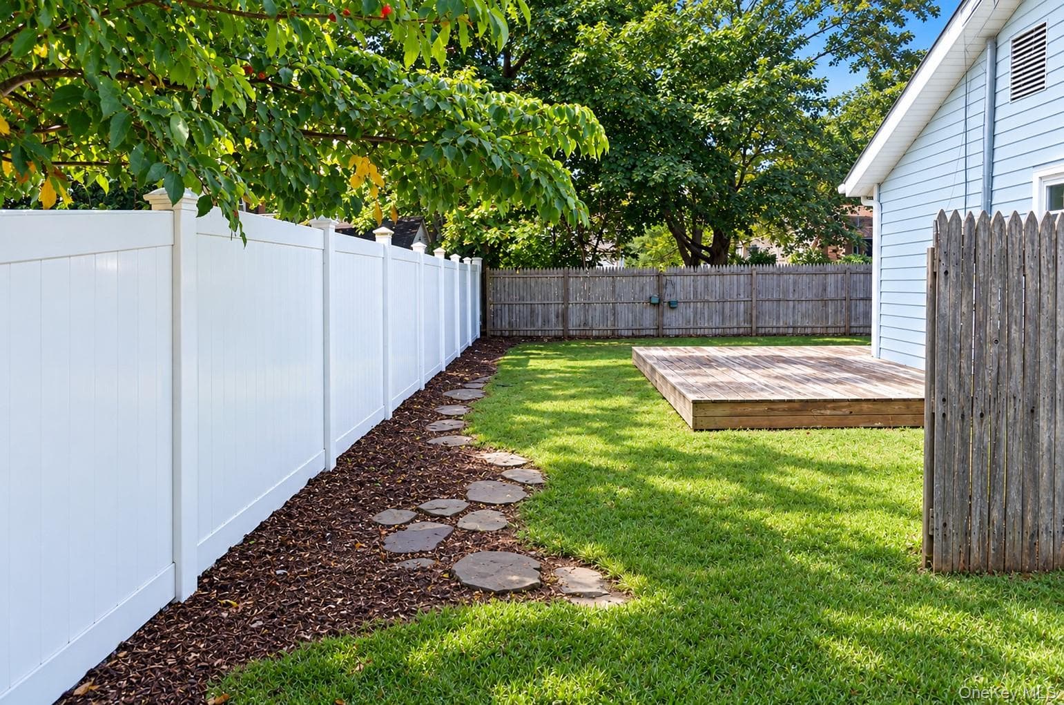 126 Dahlia Drive thumbnail 15