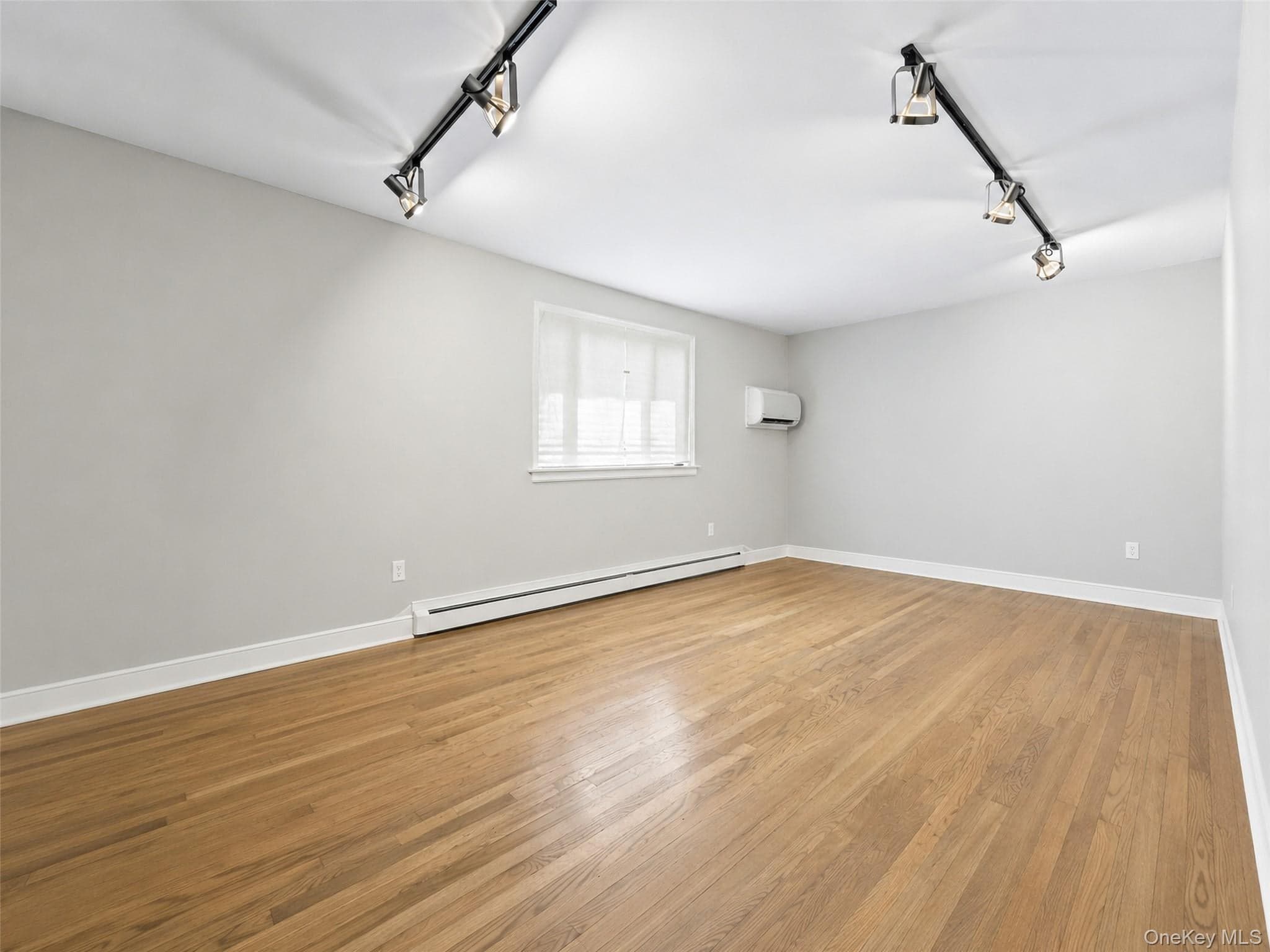 70-45B 260th Street Unit: B thumbnail 6