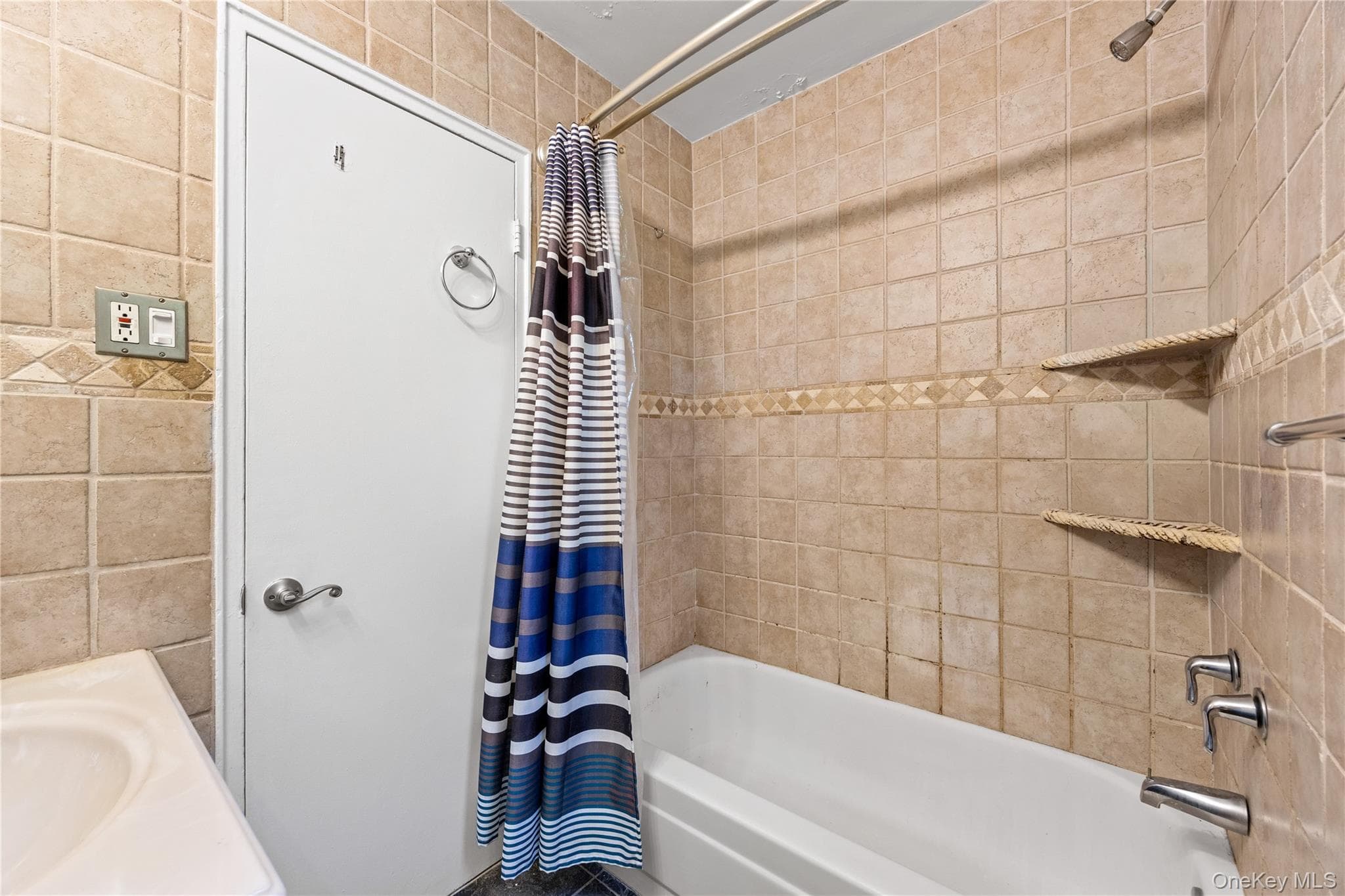 70-45B 260th Street Unit: B thumbnail 20