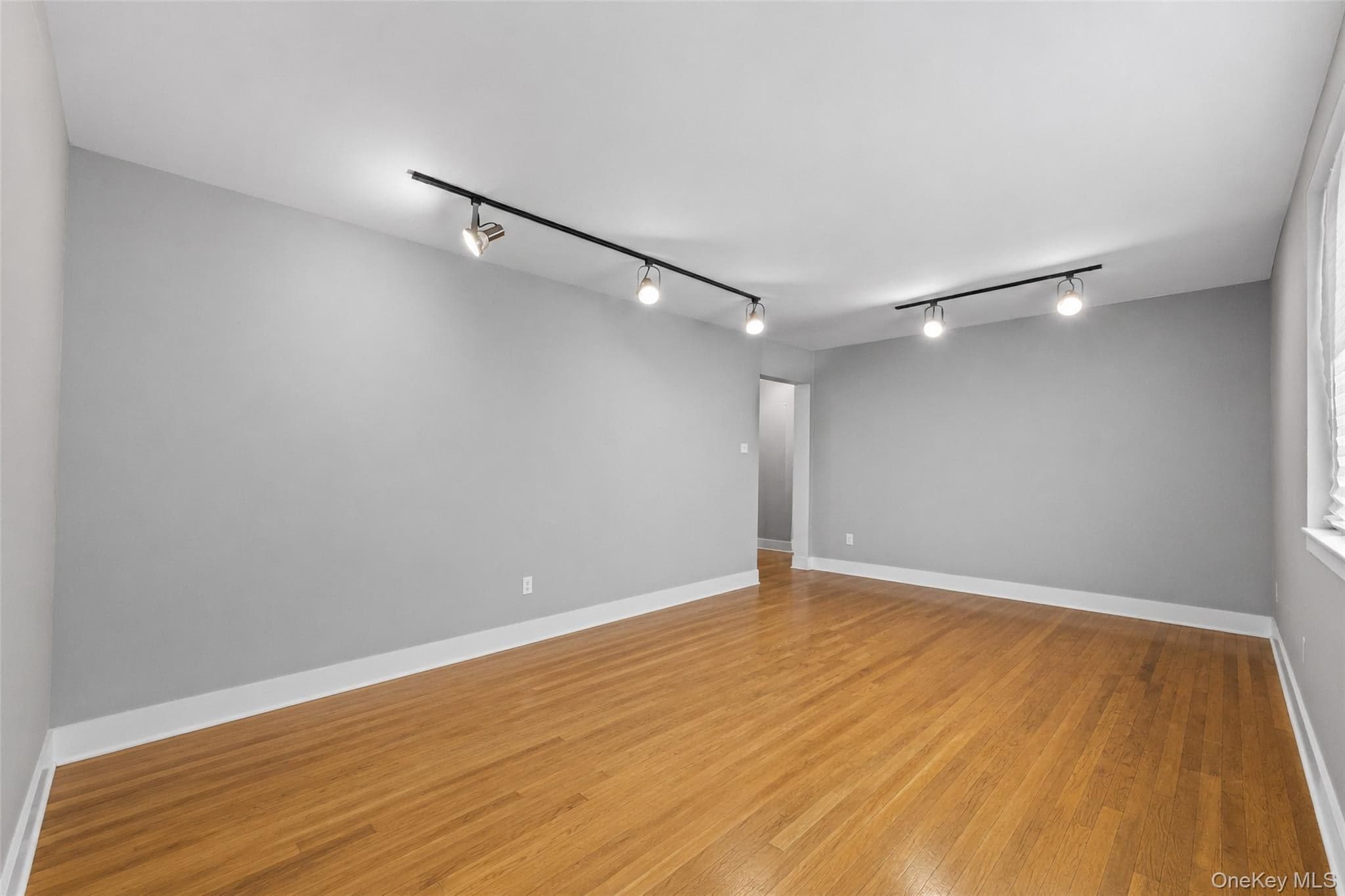 70-45B 260th Street Unit: B thumbnail 7