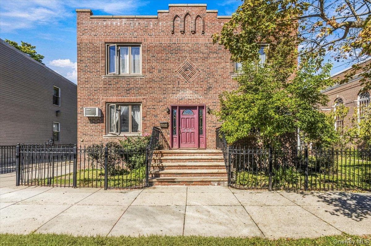 6409 Catalpa Avenue, Ridgewood