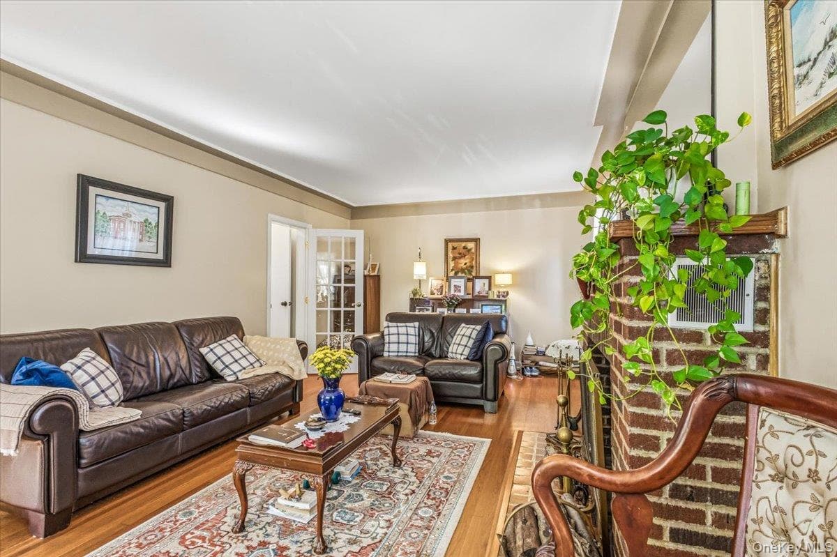 6409 Catalpa Avenue thumbnail 6