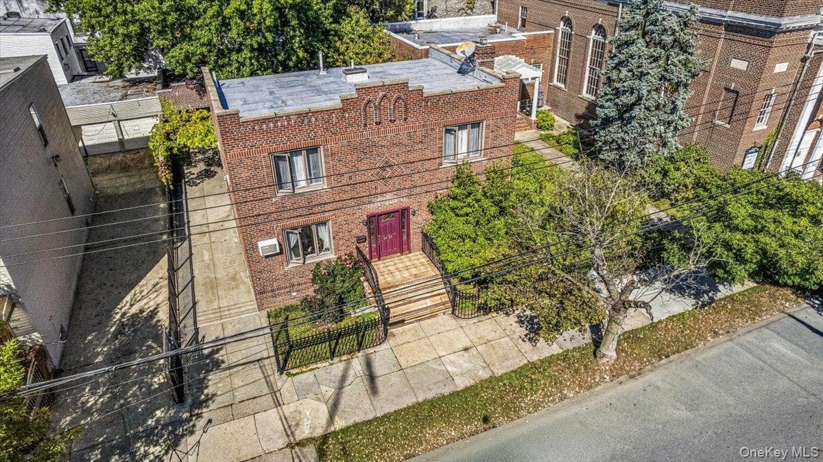 6409 Catalpa Avenue thumbnail 39