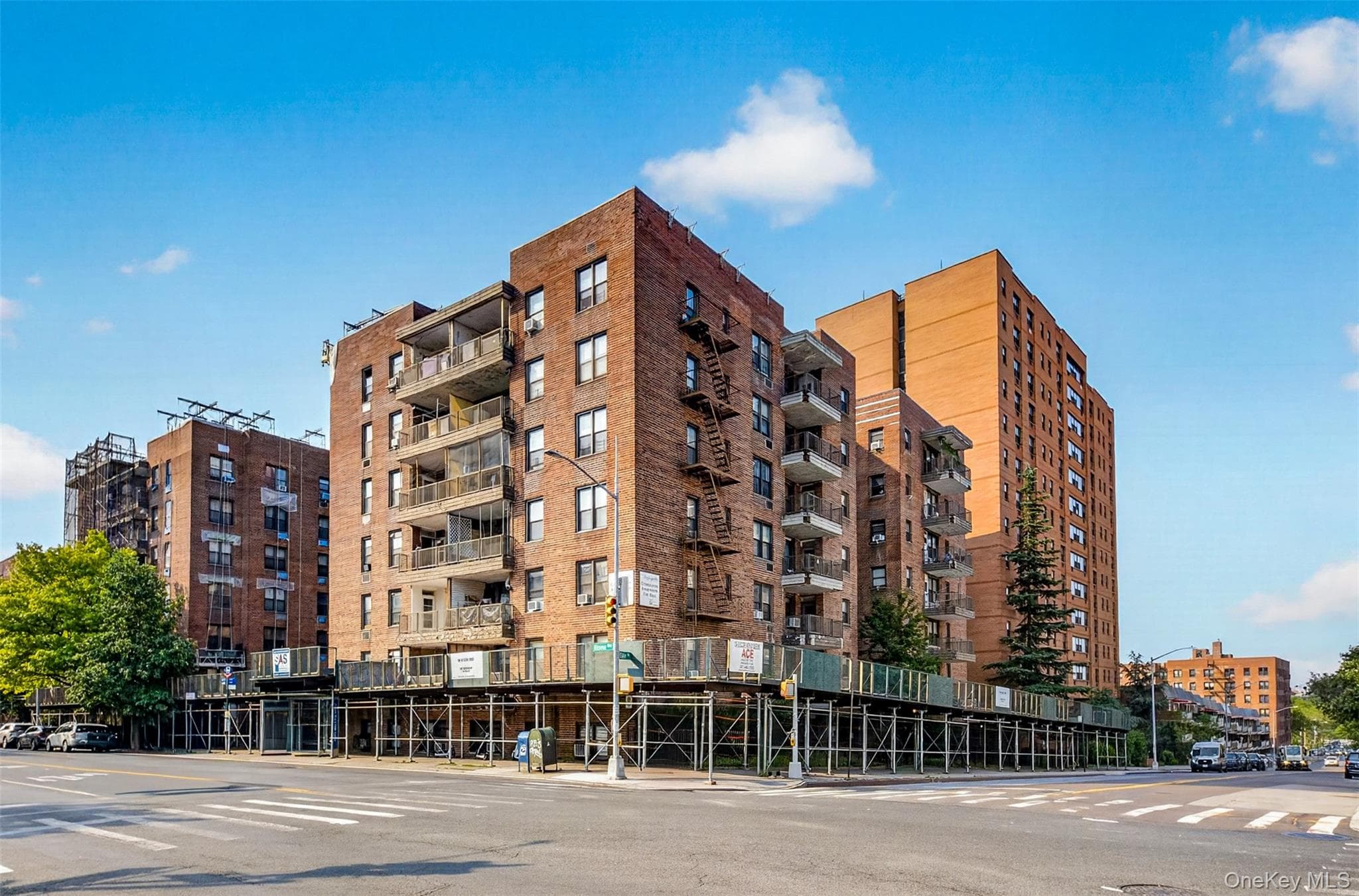 138-70 Elder Avenue Unit: 3L, Flushing