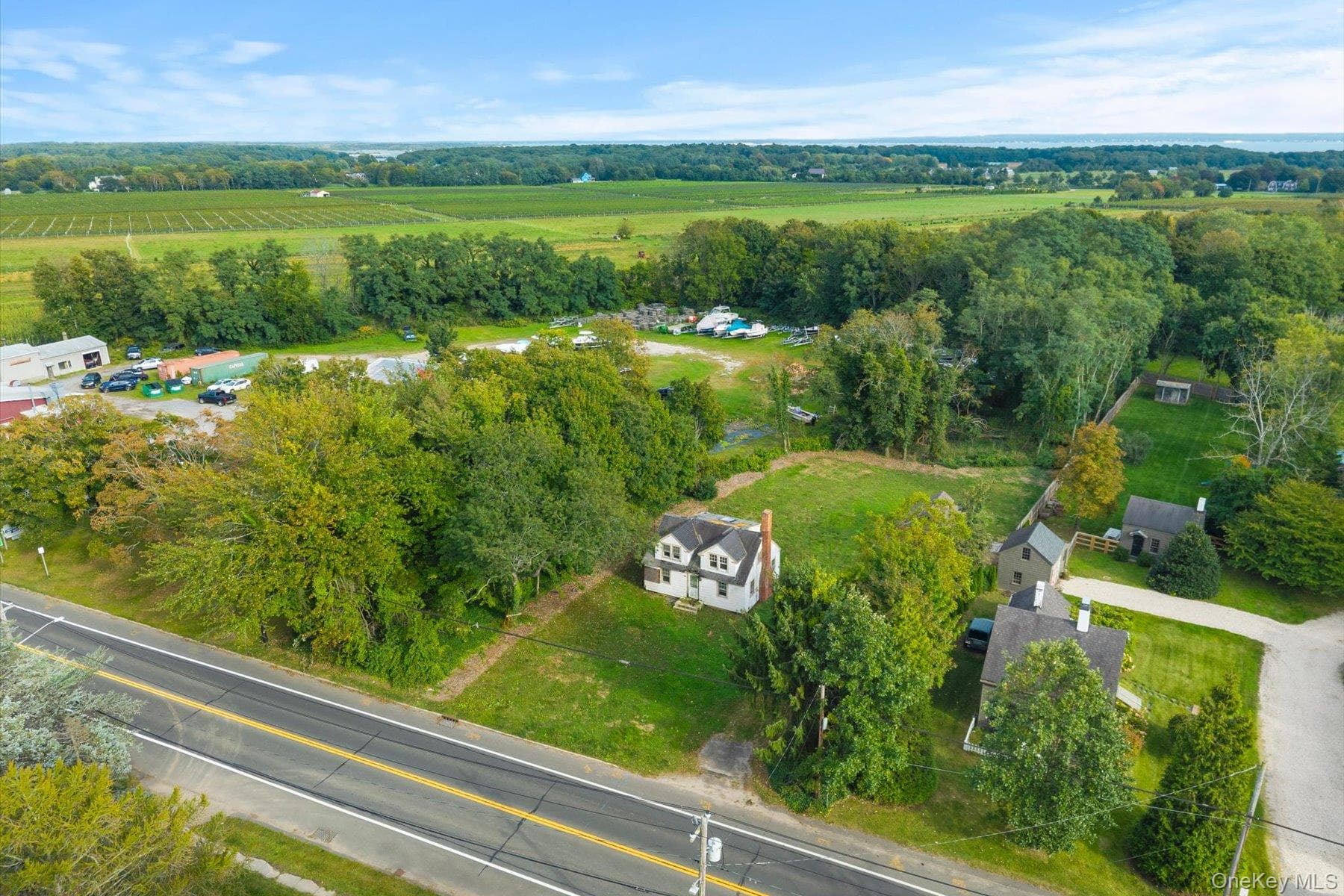 37200 Main Road thumbnail 6