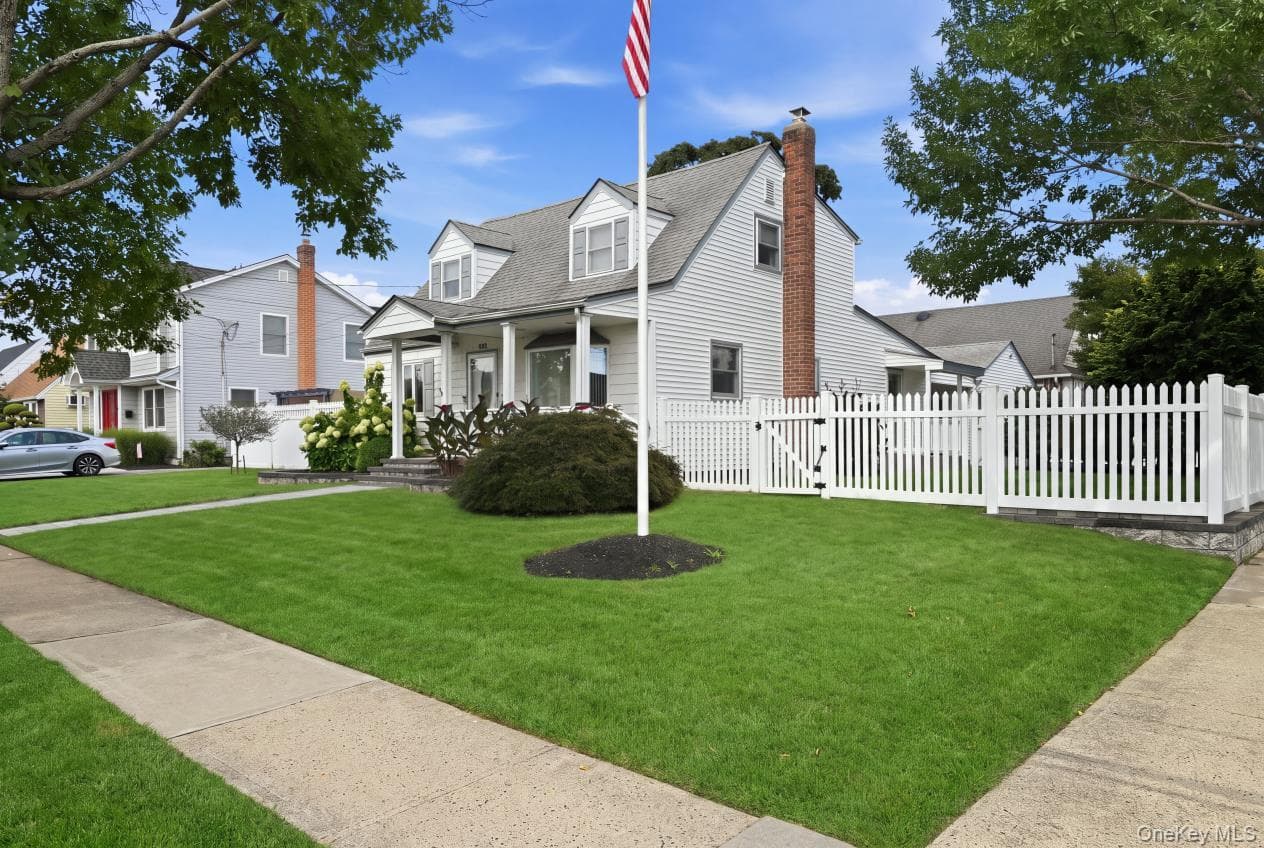 980 Washington Avenue thumbnail 4