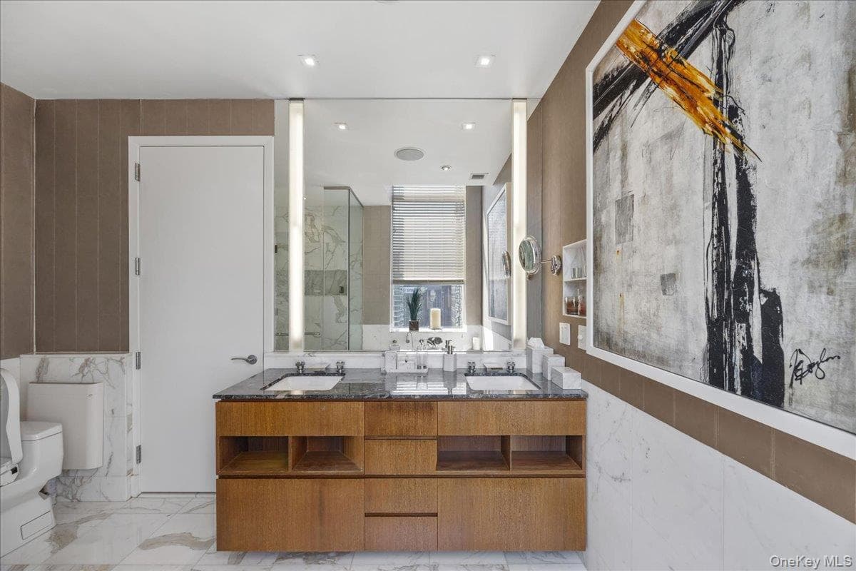 230 W 56th Street Unit: PHB thumbnail 13