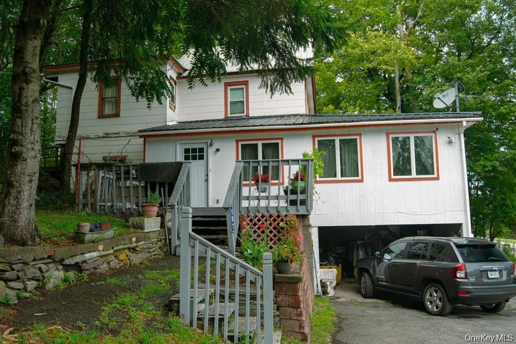 107 Jefferson Street thumbnail 13