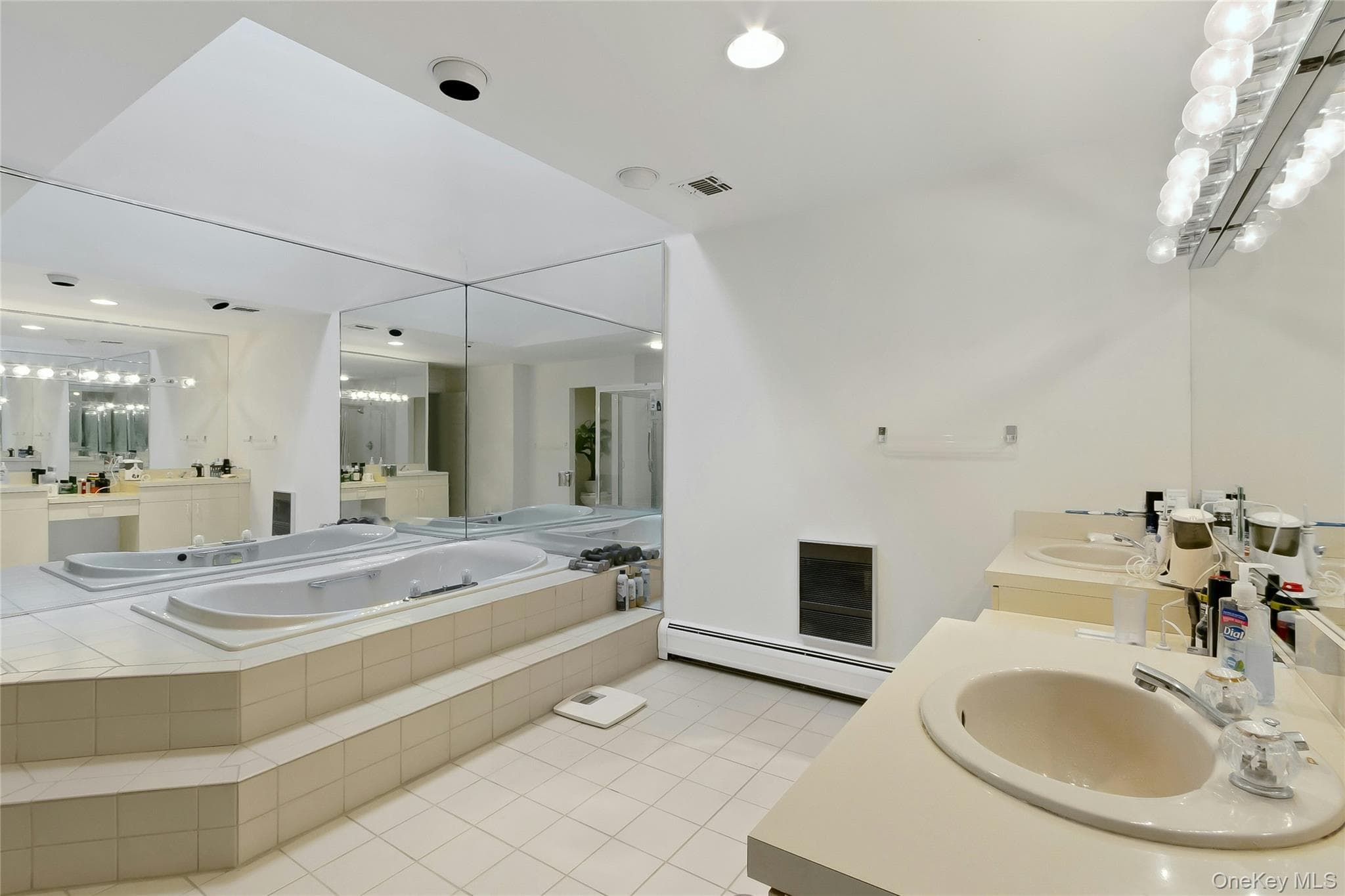 11 Arapaho CT thumbnail 16