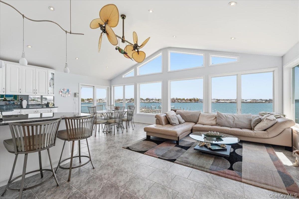 2959 Shore Drive thumbnail 5