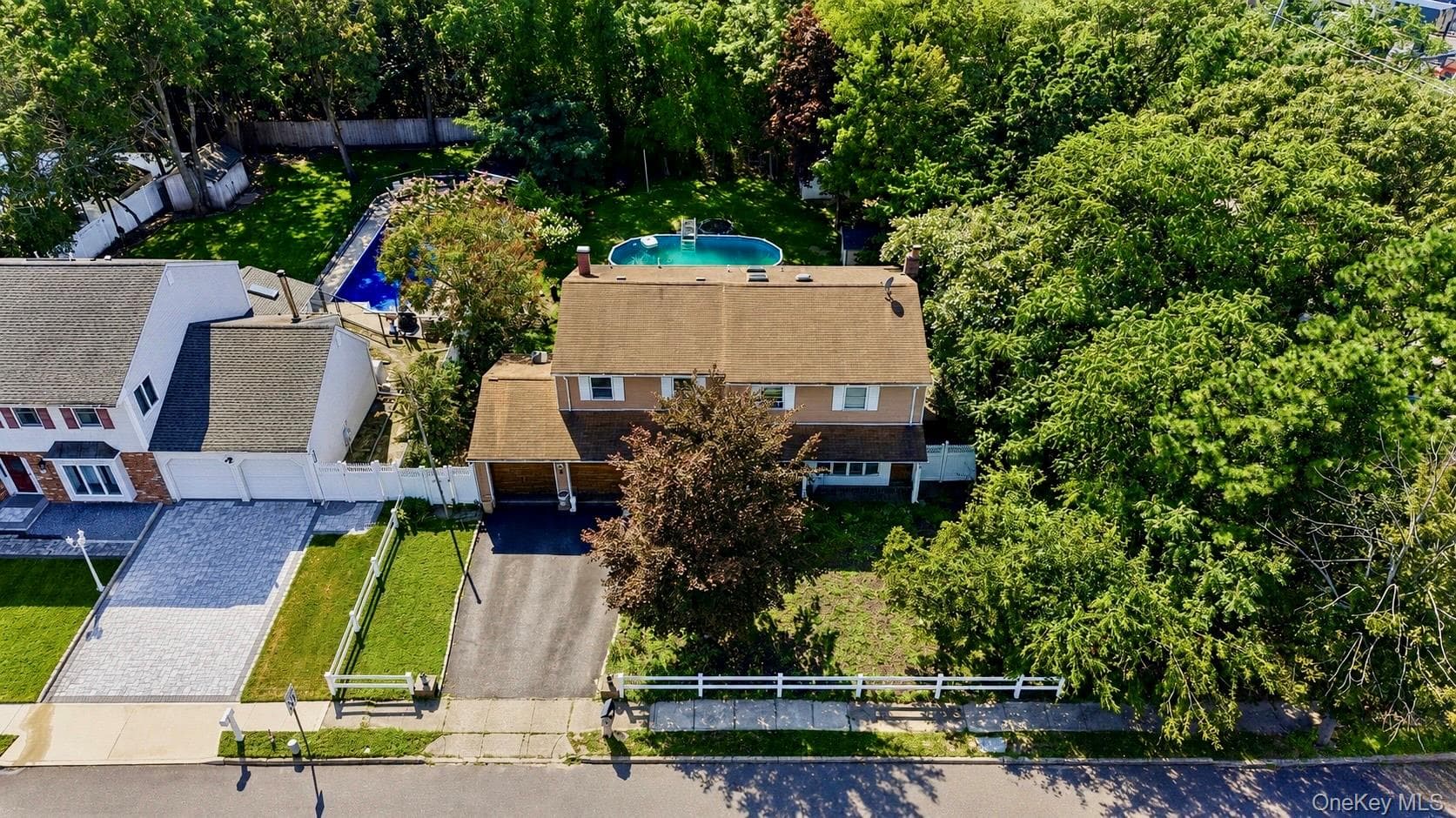 8 Singingwood Drive thumbnail 2