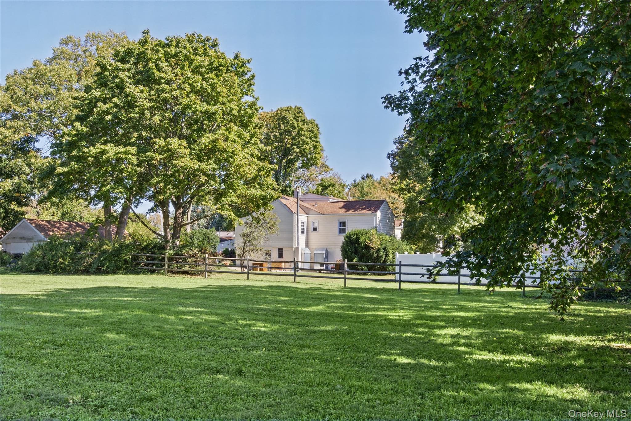 792 Larkfield Road thumbnail 15