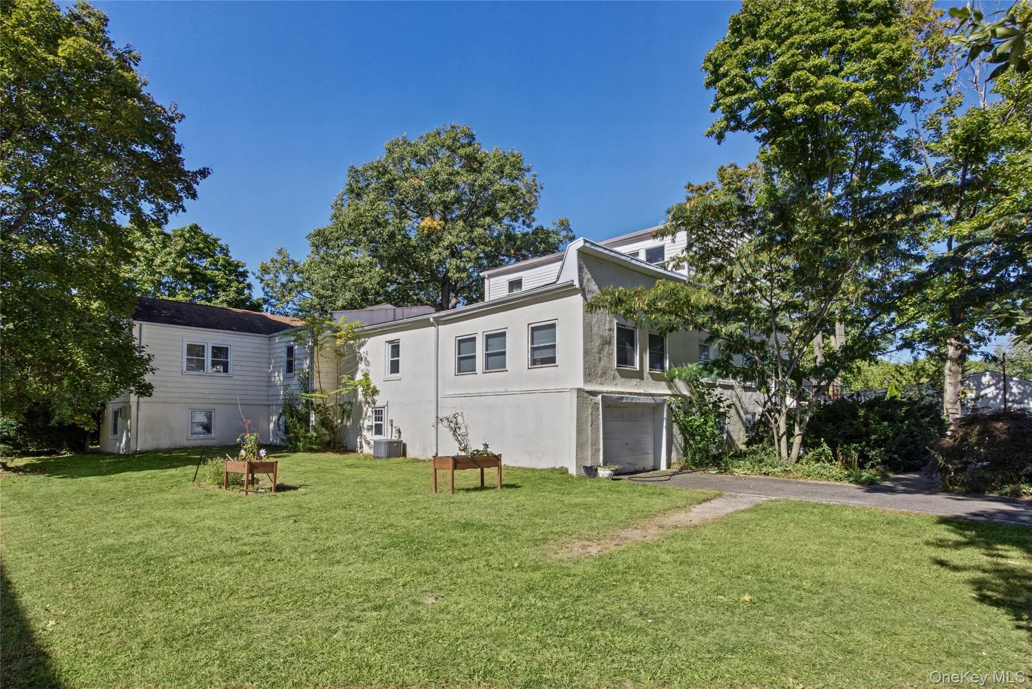 792 Larkfield Road thumbnail 11