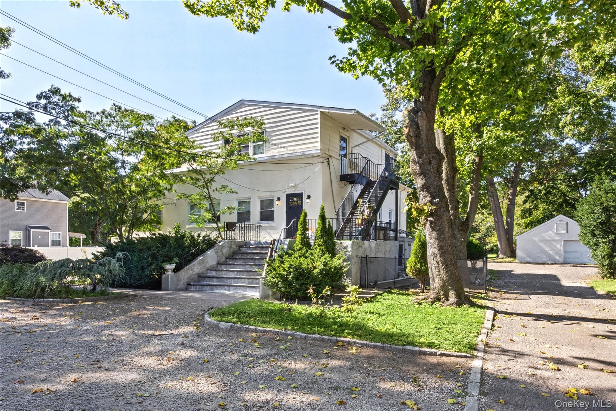 792 Larkfield Road thumbnail 3